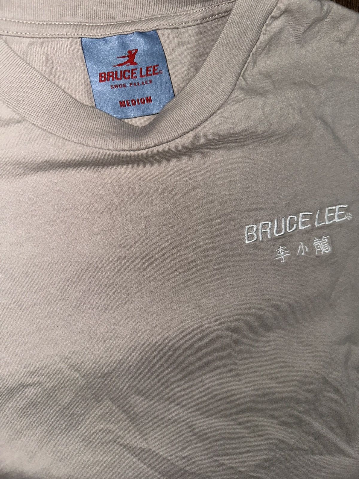 Shoe Palace Bruce Lee Shoe Palace fight scene t-shirt beige men’s medium Size US M / EU 48-50 / 2 - 3 Thumbnail