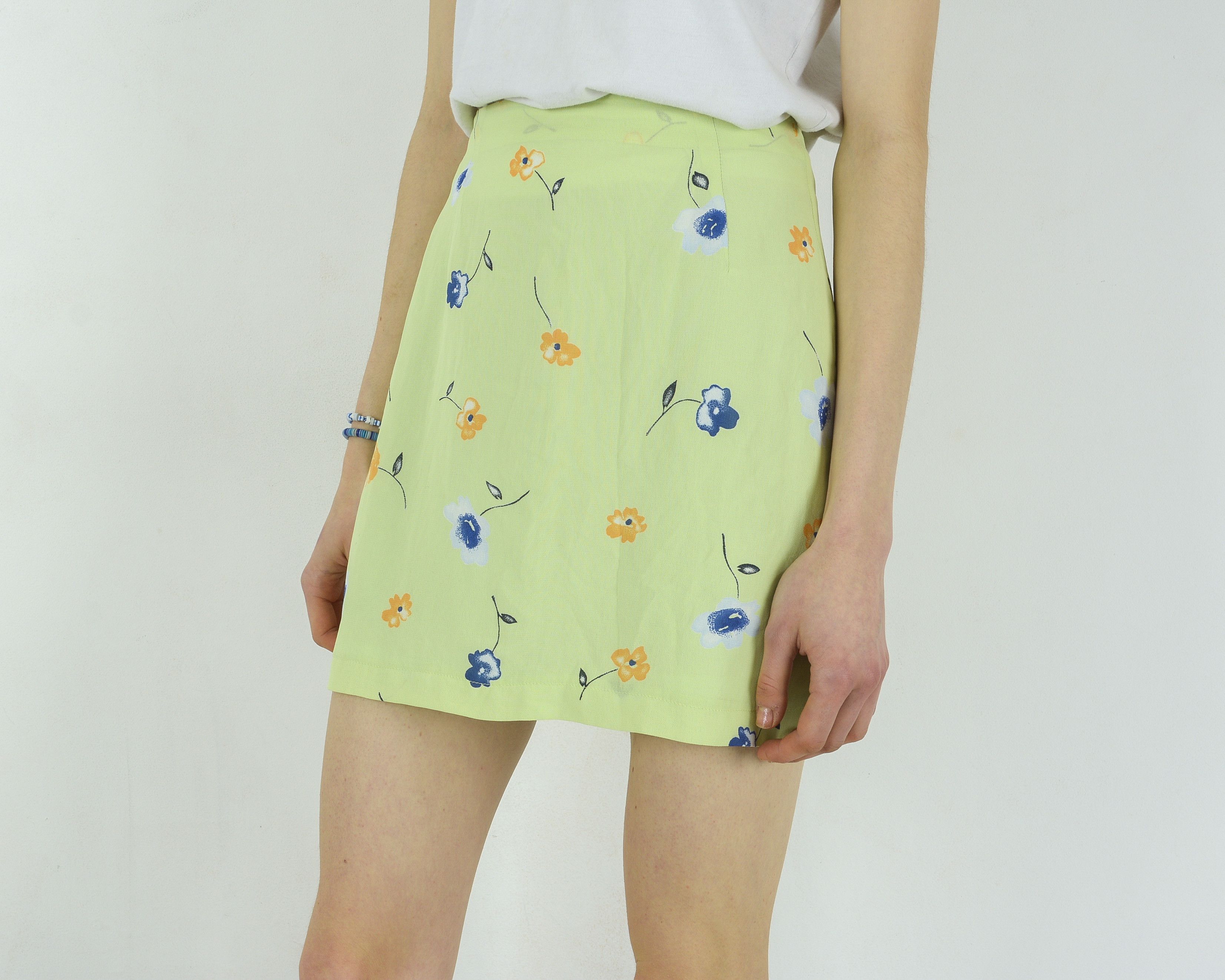 Other × Vintage XS Mini Summer Skirt Above The Knee Length Floral Pattern Size 24" / US 00 / IT 34 - 3 Thumbnail