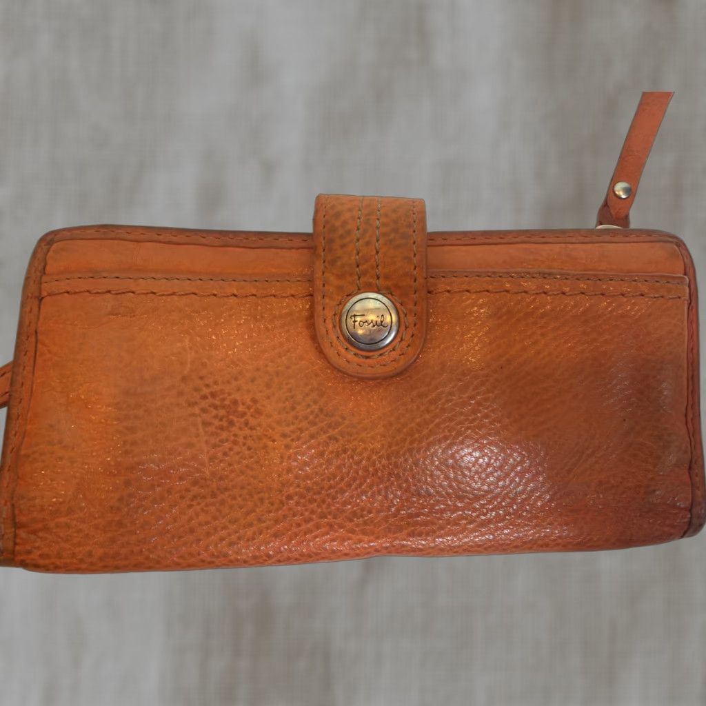 Fossil Fossil Pebbled Leather Orange Bifold Wallet Snap 7.5x3.5 Women Color Orange Pebbled Leather Wallet Snap Bifold Fossil 7.5x3.5 Size ONE SIZE - 1 Thumbnail