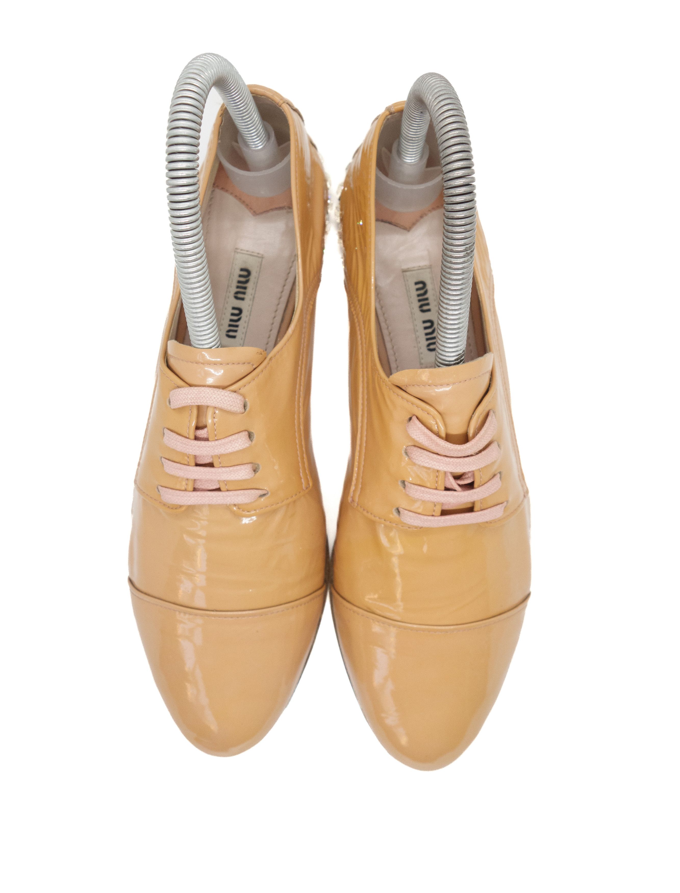 Miu Miu 00s Sesame Patent Leather Crystal Embellished Derby Shoes Size US 7.5 / IT 37.5 - 5 Thumbnail
