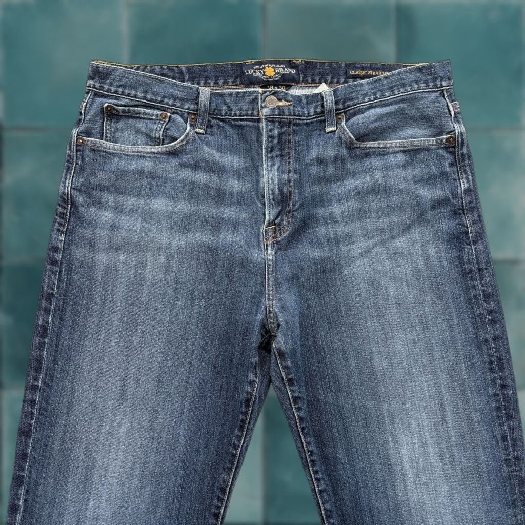 Lucky Brand Lucky Brand Jeans Mens 38x30 Blue Classic Straight Denim Stretch Medium Wash Jeans Size US 38 / EU 54 - 1 Thumbnail