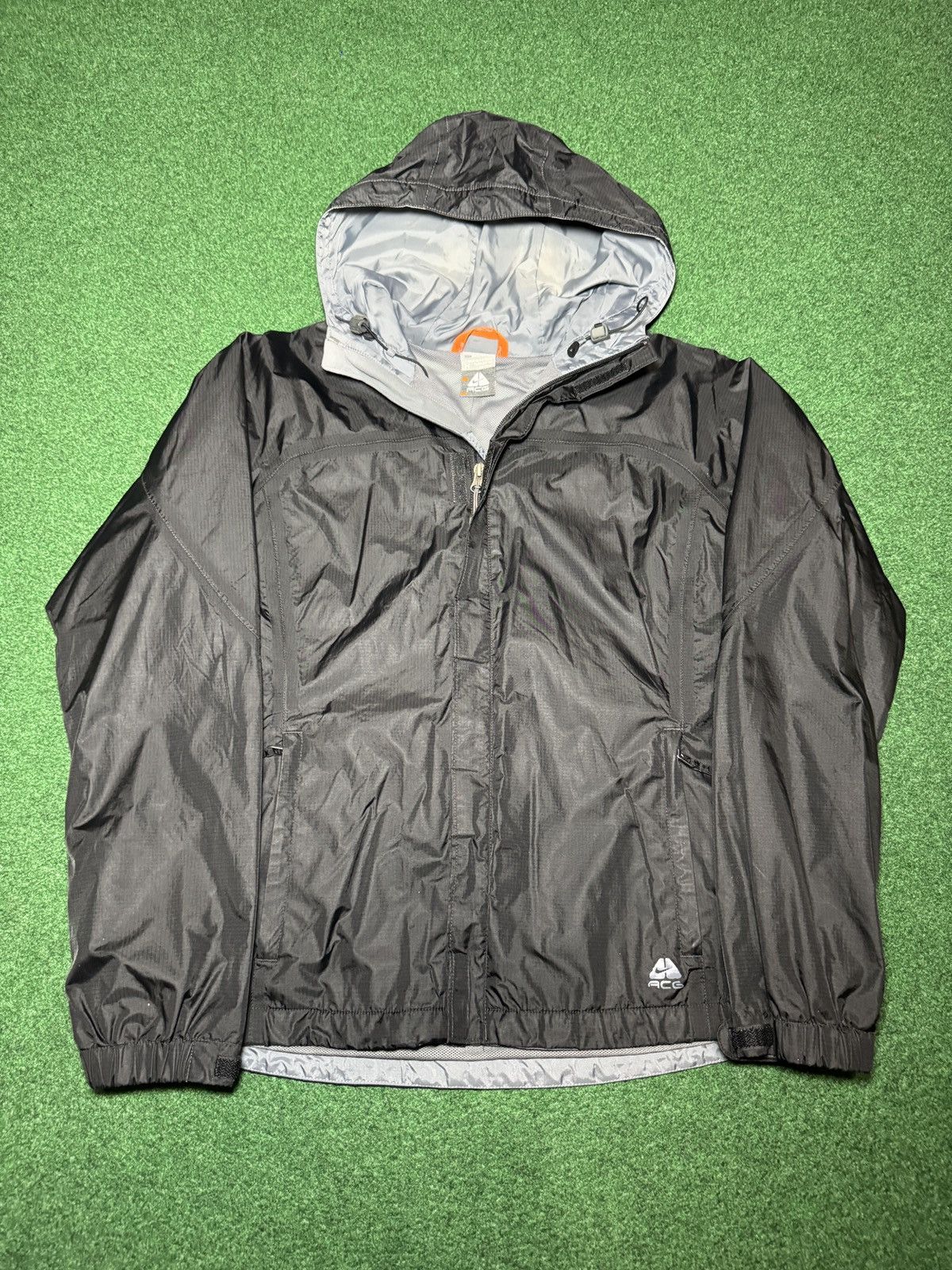 Nike ACG Nike ACG Vintage Y2K Black Full Zip Windbreaker Jacket Size US M / EU 48-50 / 2 - 1 Thumbnail