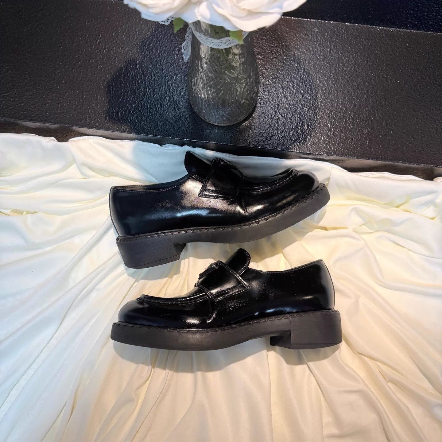 Prada Prada Women's Black Silver Triangle Loafer 36 99New nh3015 Size US 5.5 / IT 35.5 - 5 Thumbnail