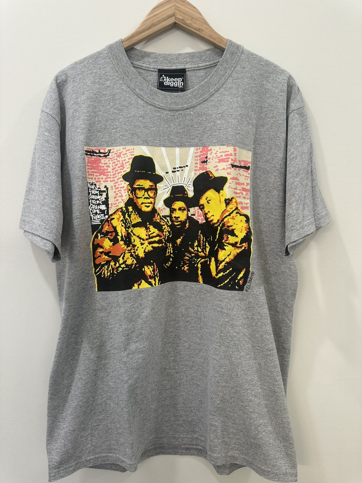 Vintage Vintage Keep Diggin NYC Run DMC Shirt Large Size US L / EU 52-54 / 3 - 1 Thumbnail