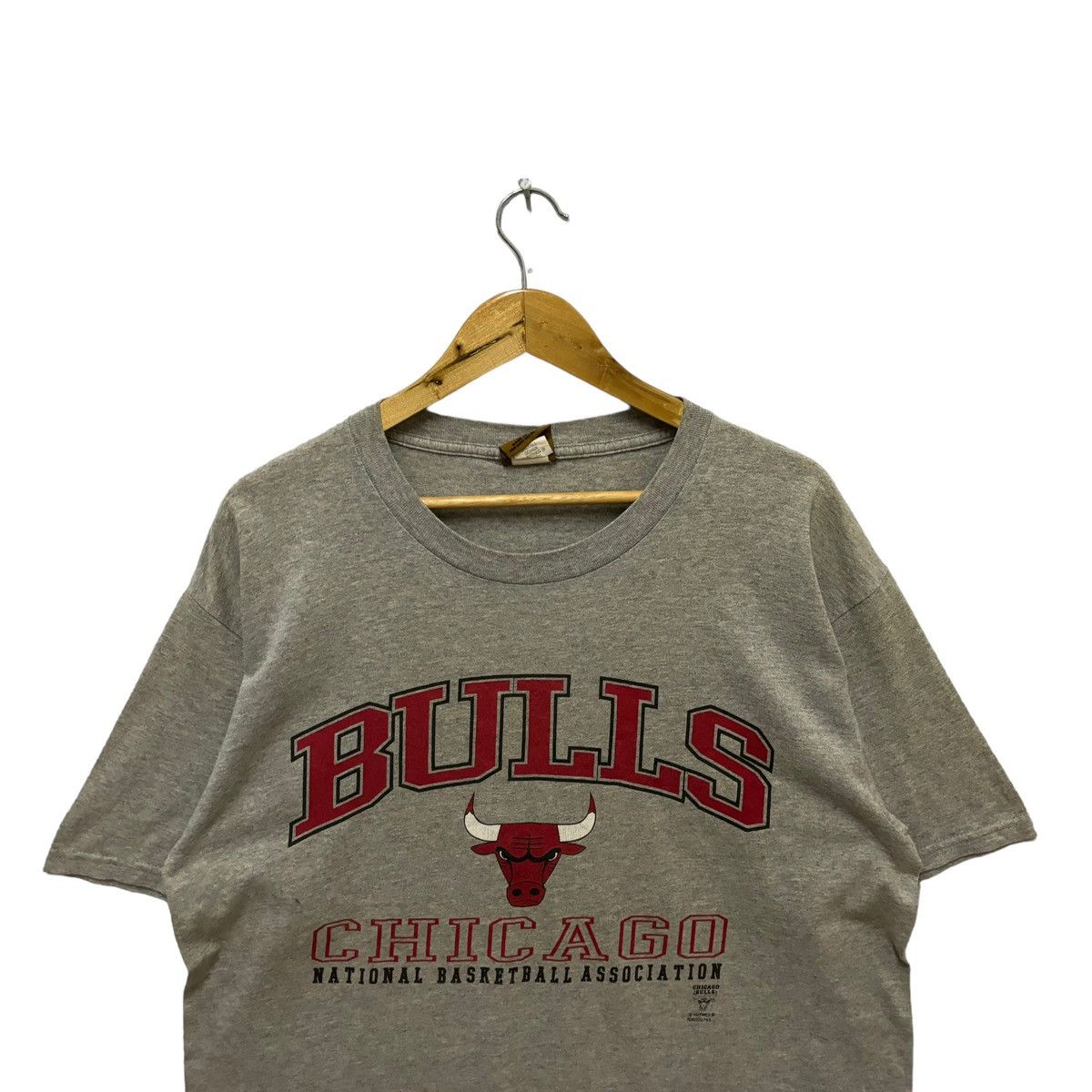 NBA × Vintage Vintage Chicago Bulls Basketball Association Tshirt Size US L / EU 52-54 / 3 - 2 Thumbnail