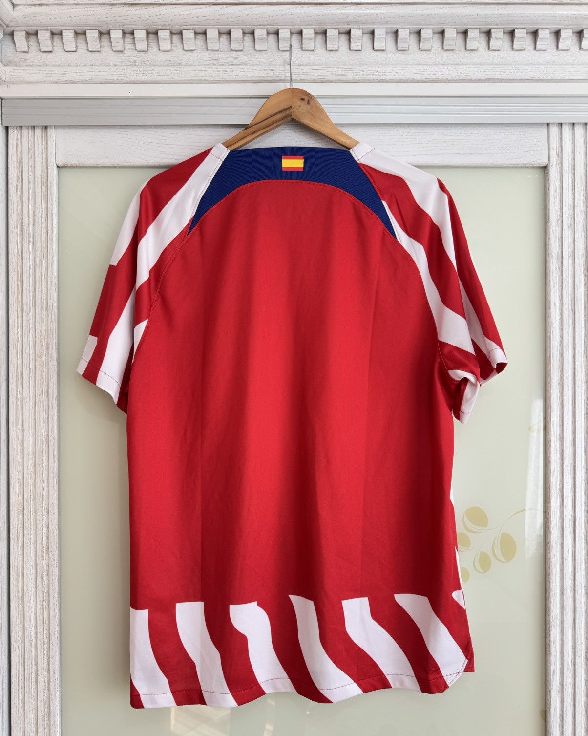 Nike Atletico Madrid 2022-2023 Home Soccer Jersey Football Kit Size US XL / EU 56 / 4 - 2 Thumbnail