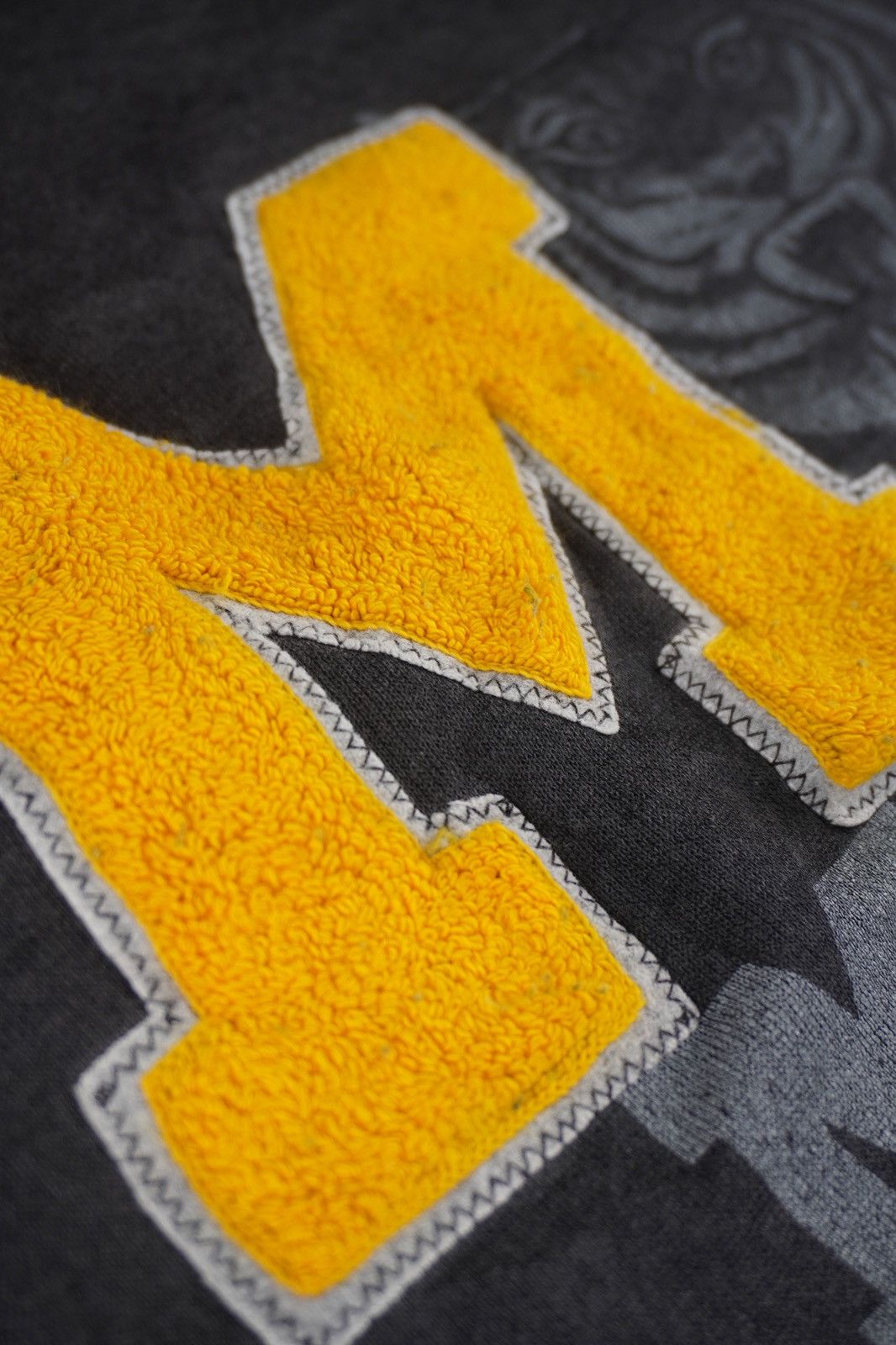 Vintage Vtg 80 University Missouri MIZZOU Tigers M Rugged Football Size US M / EU 48-50 / 2 - 1 Thumbnail