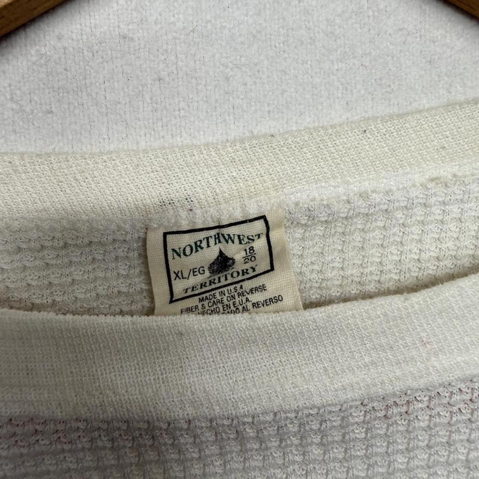 Other Vintage Northwest Territory 1980s white thermal long sleeve Size US M / EU 48-50 / 2 - 3 Thumbnail