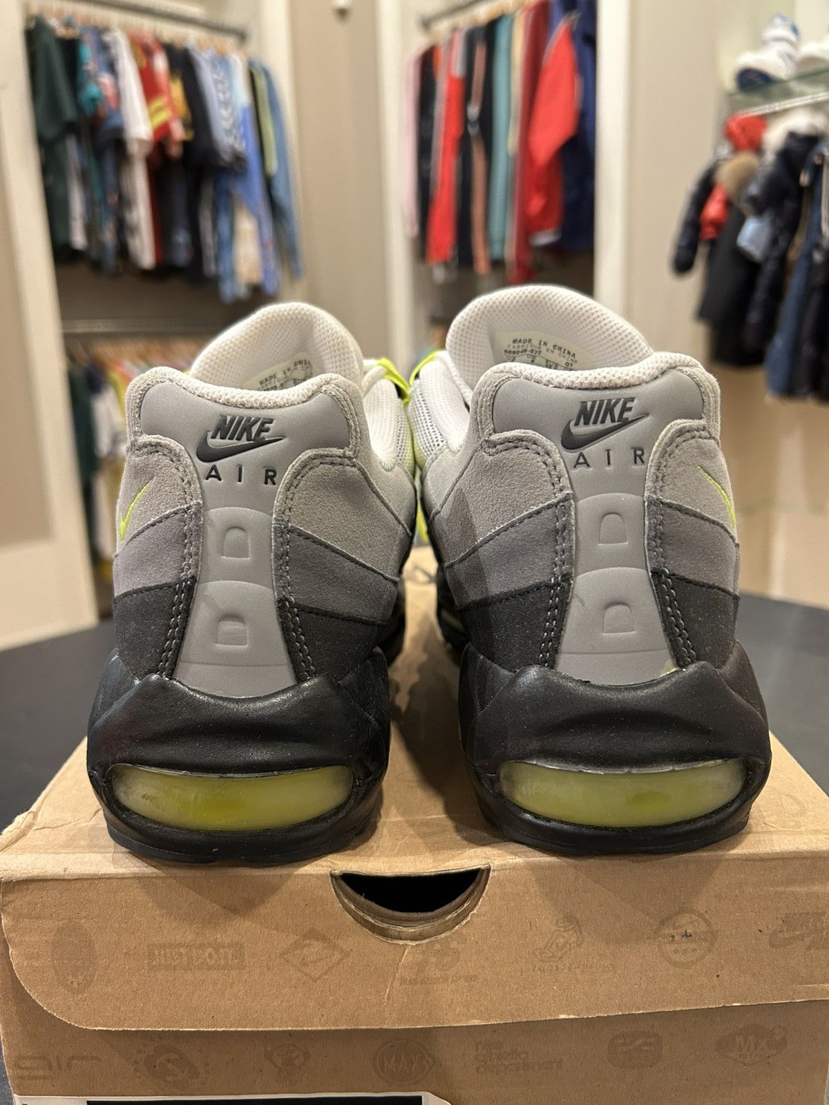 Nike Air Max 95 ‘OG Neon’ Size US 9 / EU 42 - 3 Thumbnail