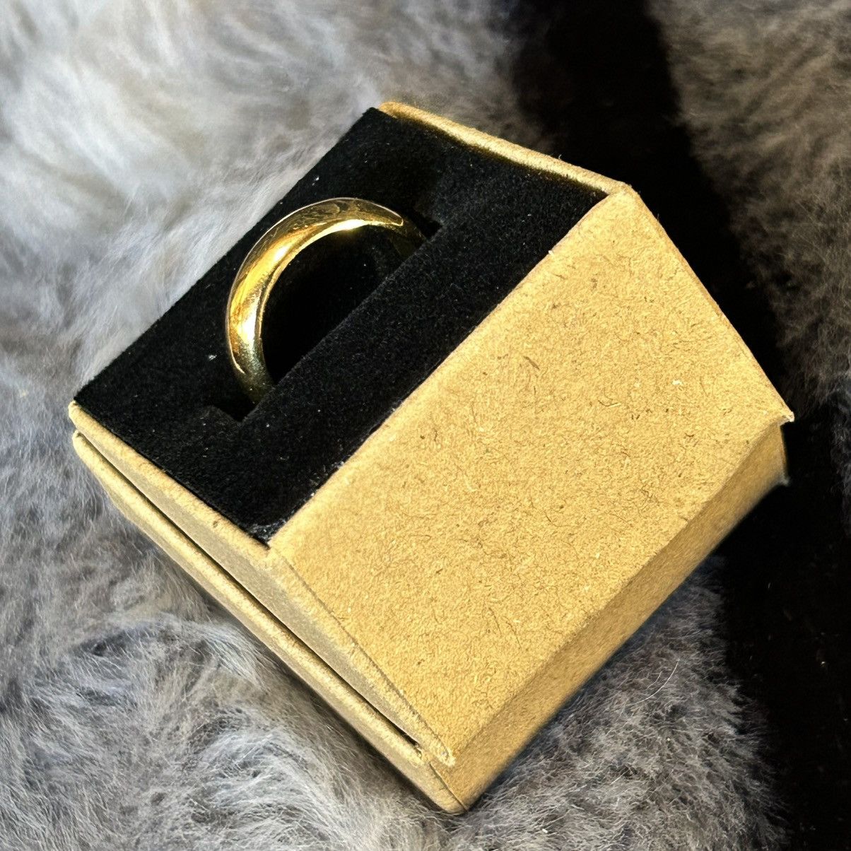 Jewelry Shiny 18kt gold plated 4mm stainless steel comfort ring 4 Size ONE SIZE - 4 Thumbnail