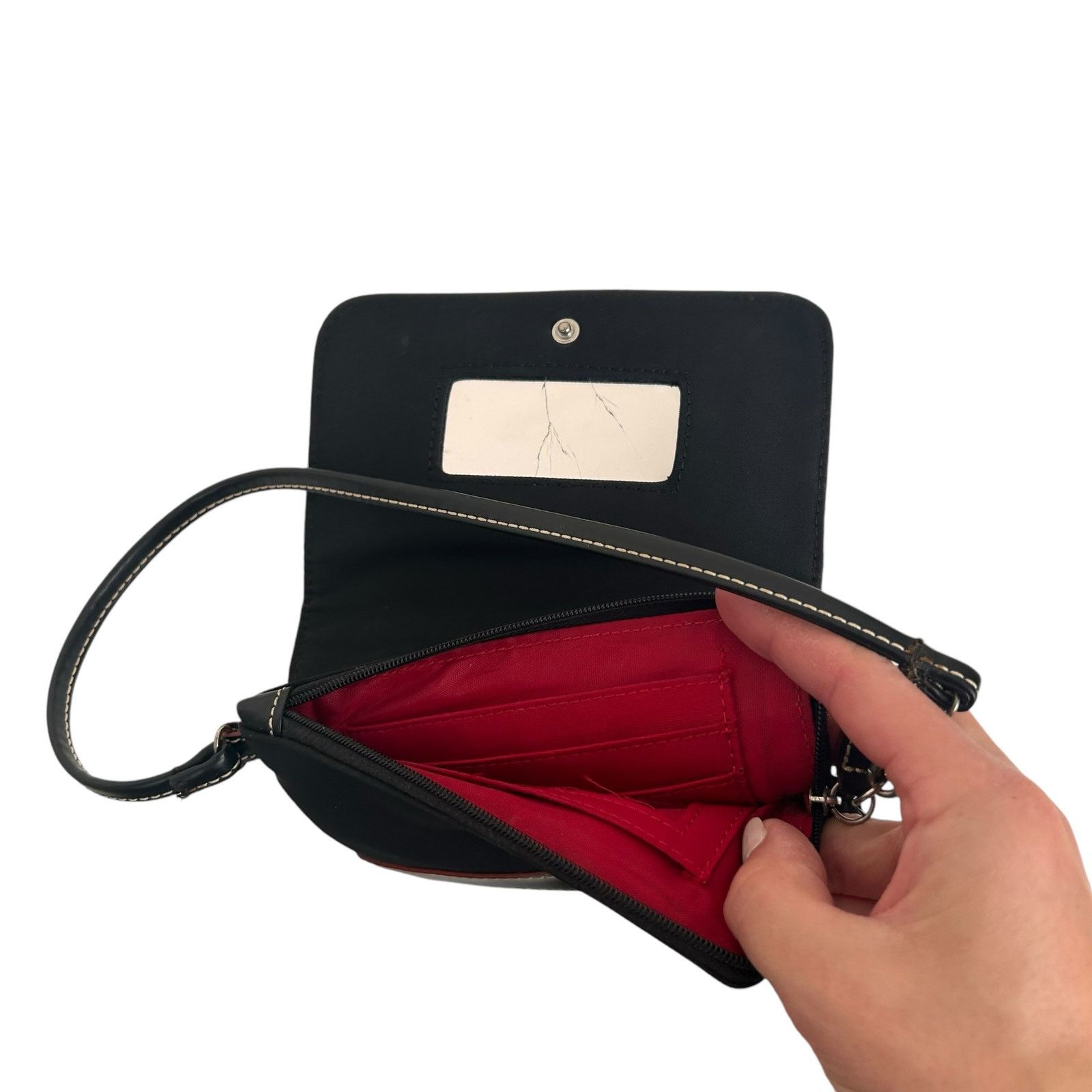 Tommy Hilfiger Tommy Hilfiger Black Wristlet Size ONE SIZE - 7 Thumbnail