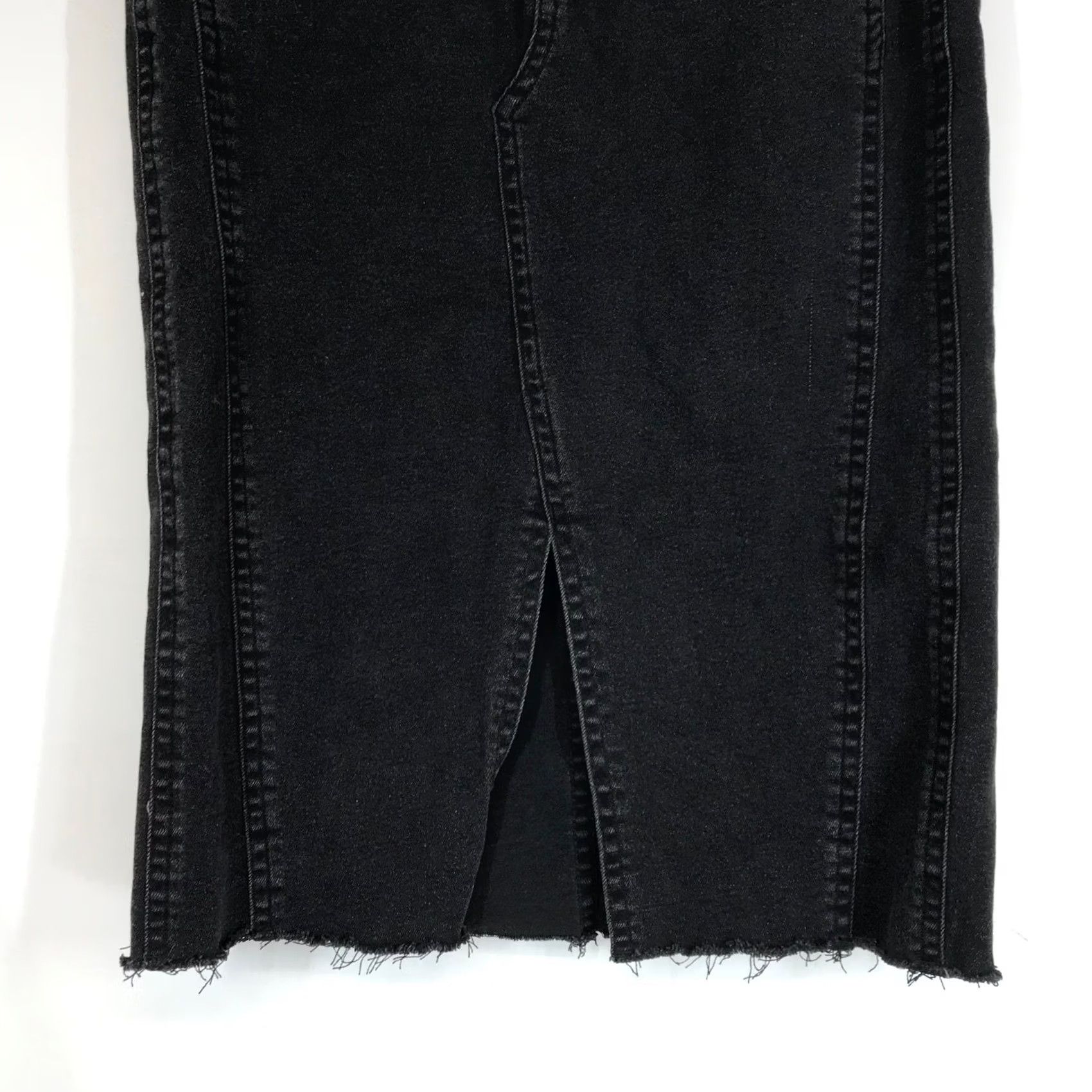 Vintage Universal Standard Black Denim Midi Skirt Front Slit Raw Hem Size XS Women Size 26" / US 2 / IT 38 - 3 Thumbnail