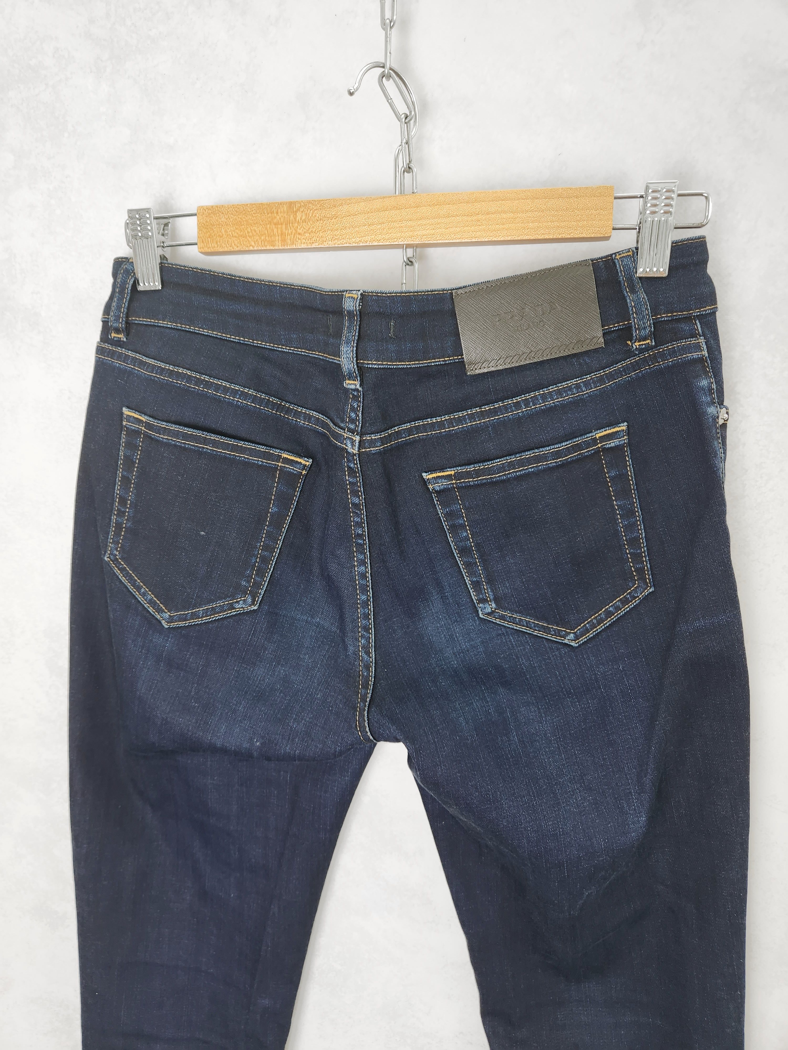 Prada Prada milano navy jeans tight fit size XS-S Size 28" / US 6 / IT 42 - 8 Thumbnail