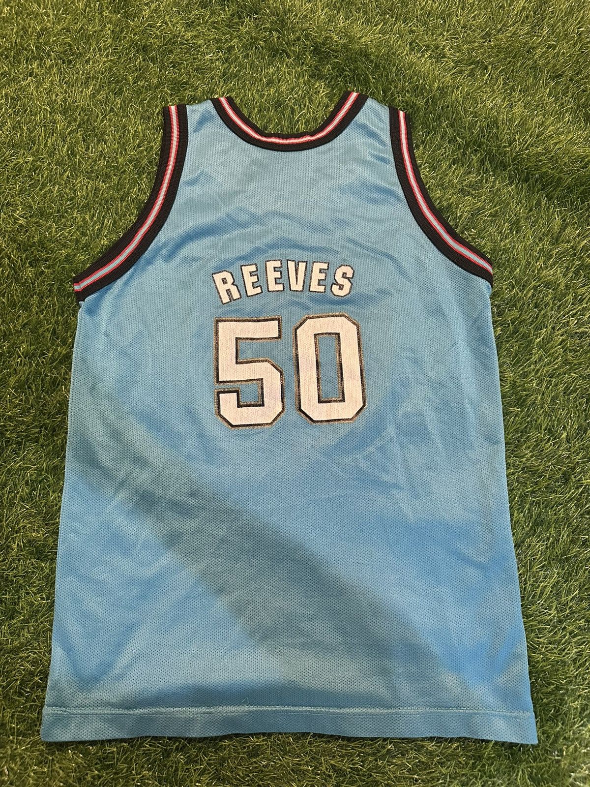 NBA × Vintage Vintage NBA Vancouver Grizzlies Jersey Size YL 14-16 Y Size US XXS / EU 40 - 2 Thumbnail