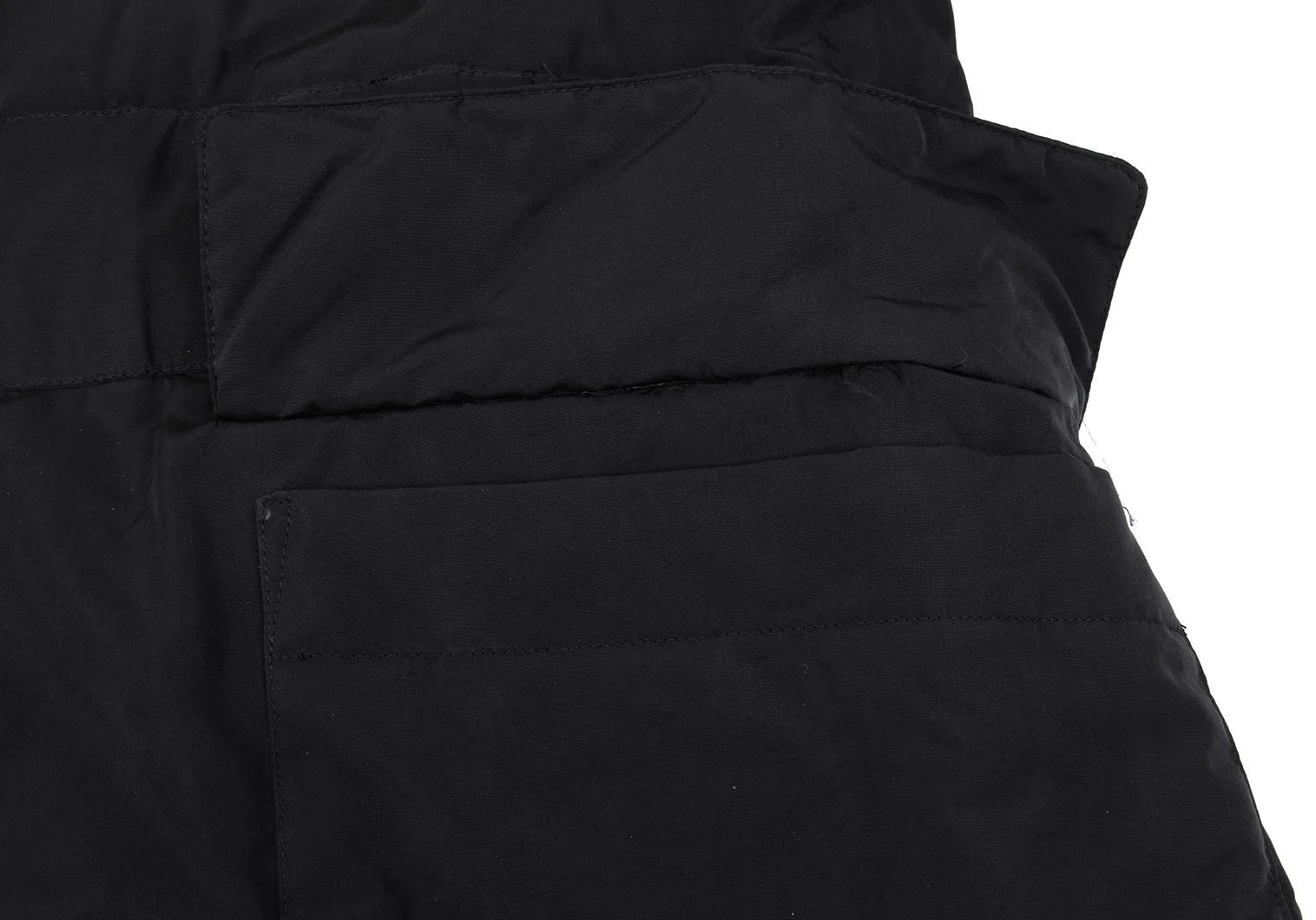 Issey Miyake Polyester Padded Long Coat in Black, Size M Size US M / EU 48-50 / 2 - 9 Thumbnail