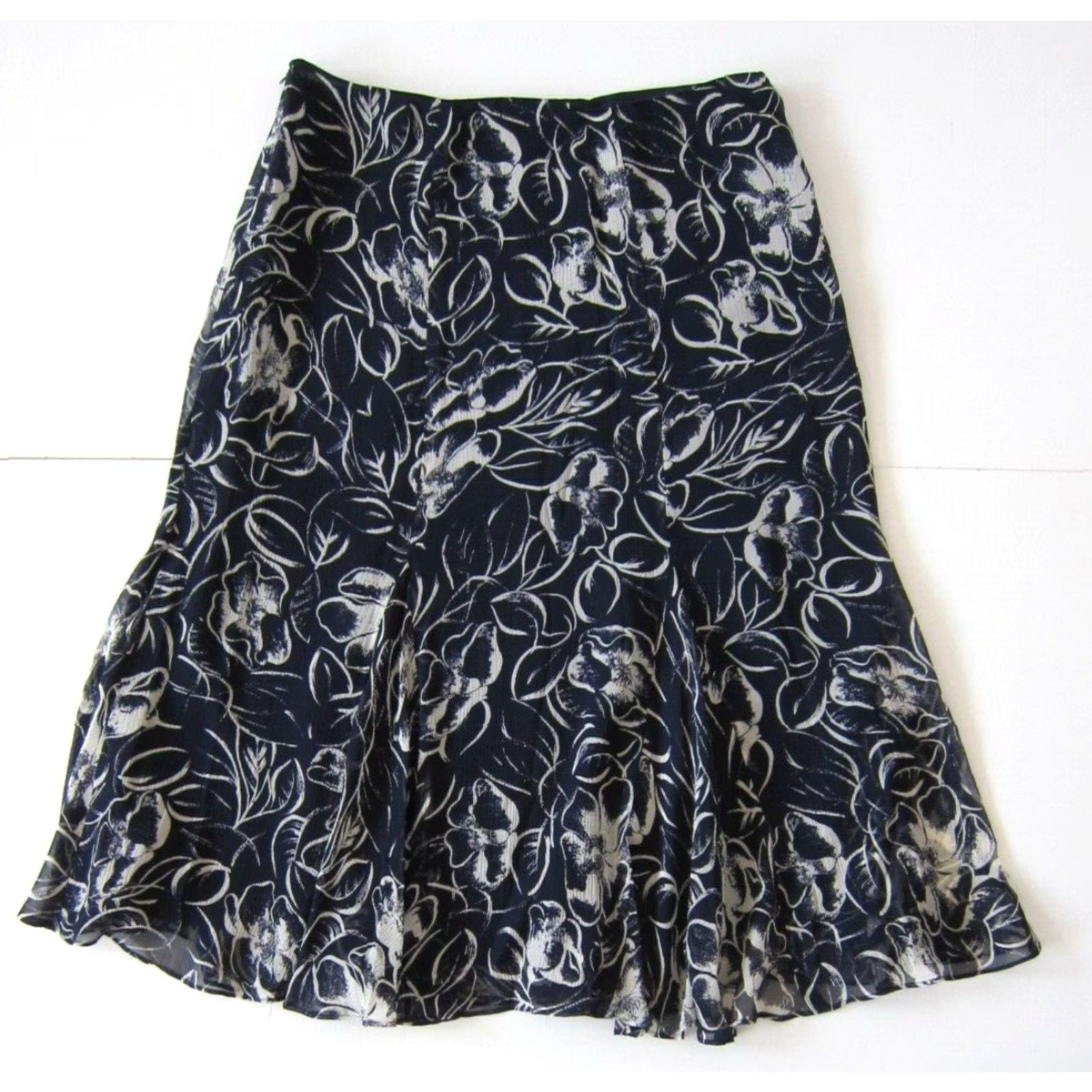 Ralph Lauren Ralph Lauren 100% Silk Black Ivory Floral Long Maxi A-Line Skirt Women 12P Size 34" / US 12 / IT 48 - 2 Thumbnail