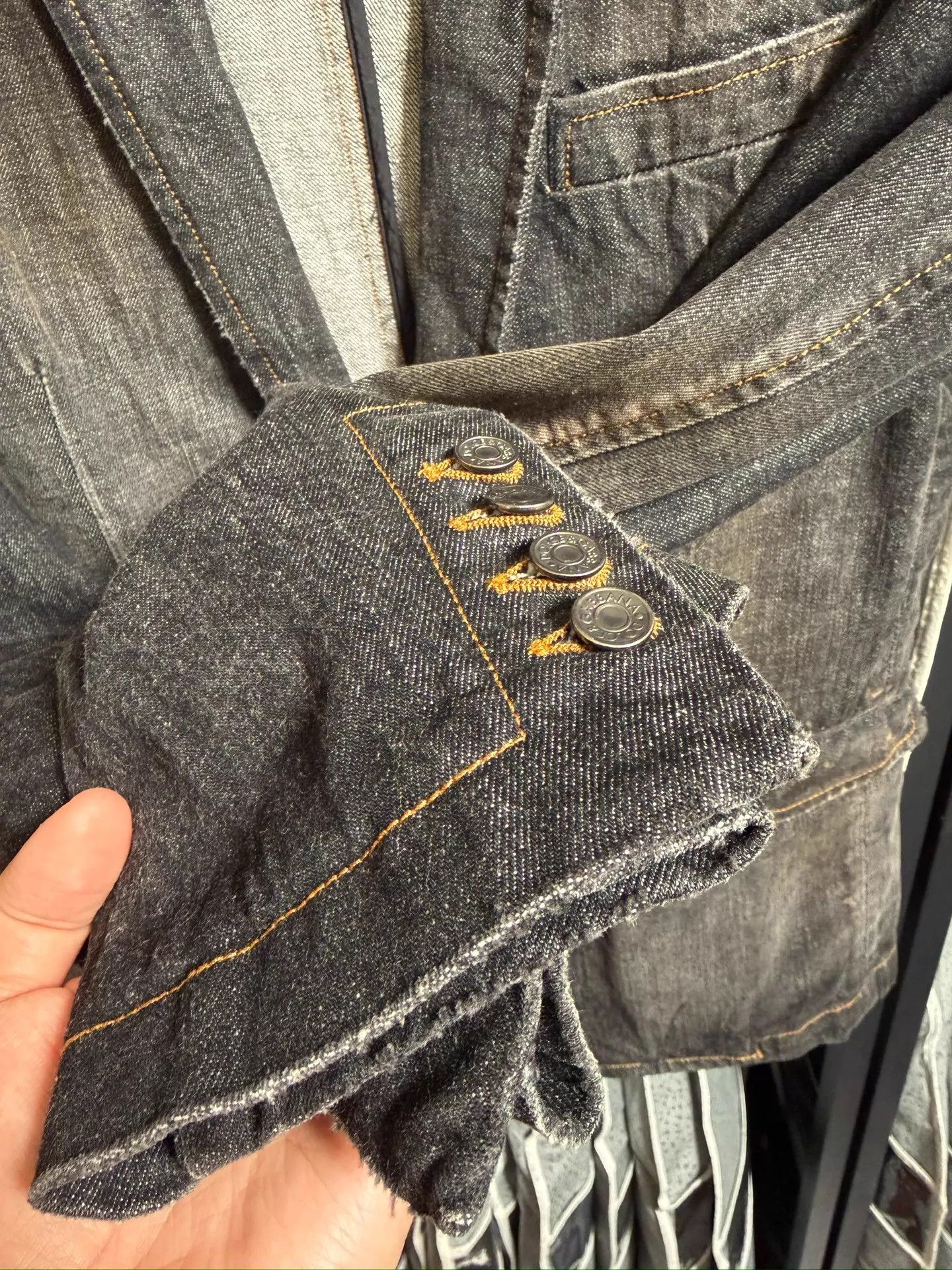 Dolce & Gabbana Dolce & Gabbana Charcoal Distressed Denim Blazer 48 Size US M / EU 48-50 / 2 - 5 Thumbnail