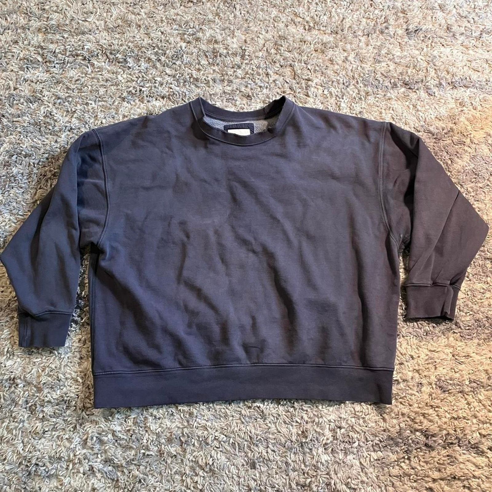 American Eagle Outfitters American Eagle Faded Distressed Pullover Crewneck Sweater XL Size US XL / EU 56 / 4 - 1 Thumbnail