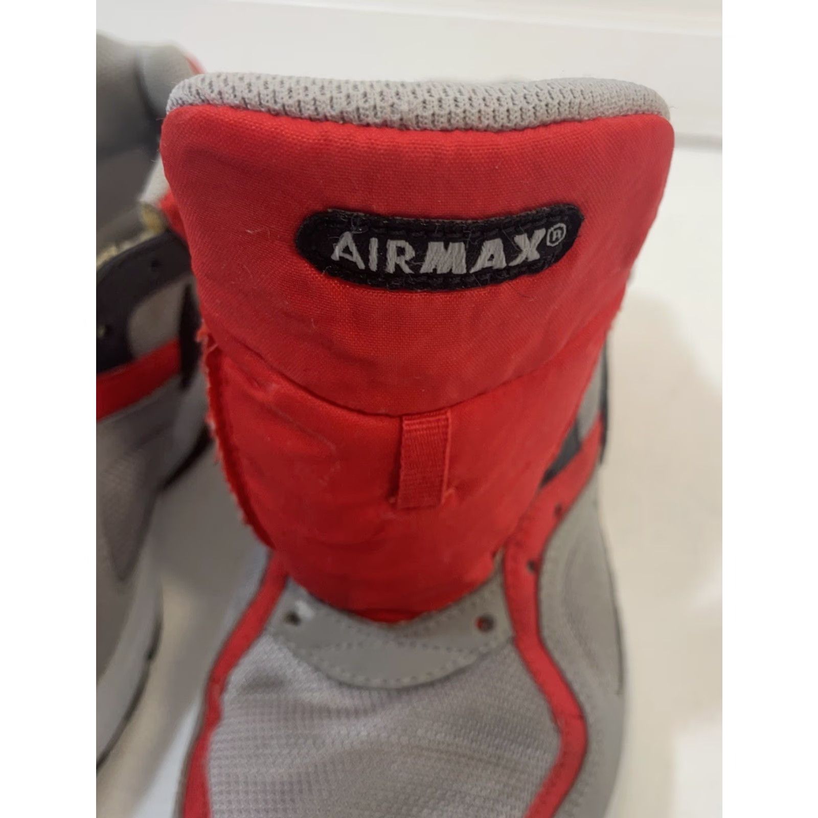 Nike Nike Air Max Go Strong Sneakers Men’s 8 Wolf Gray Challenge Red 418115-016 Size US 8 / EU 41 - 4 Thumbnail