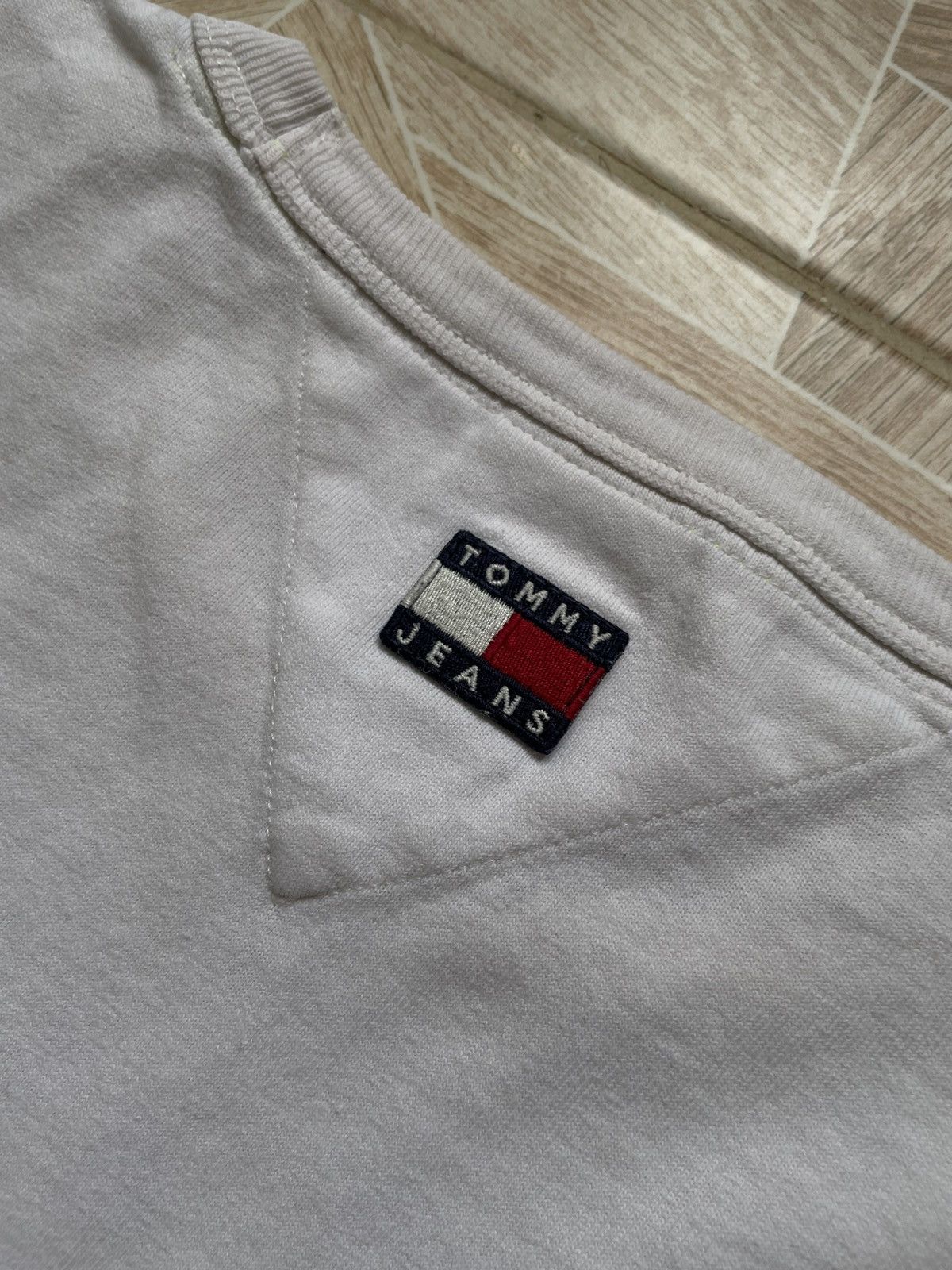 Tommy Hilfiger × Vintage Y2K Retro 90s Vintage Tommy Hilfiger Jeans Big Logo White Size US M / EU 48-50 / 2 - 5 Thumbnail