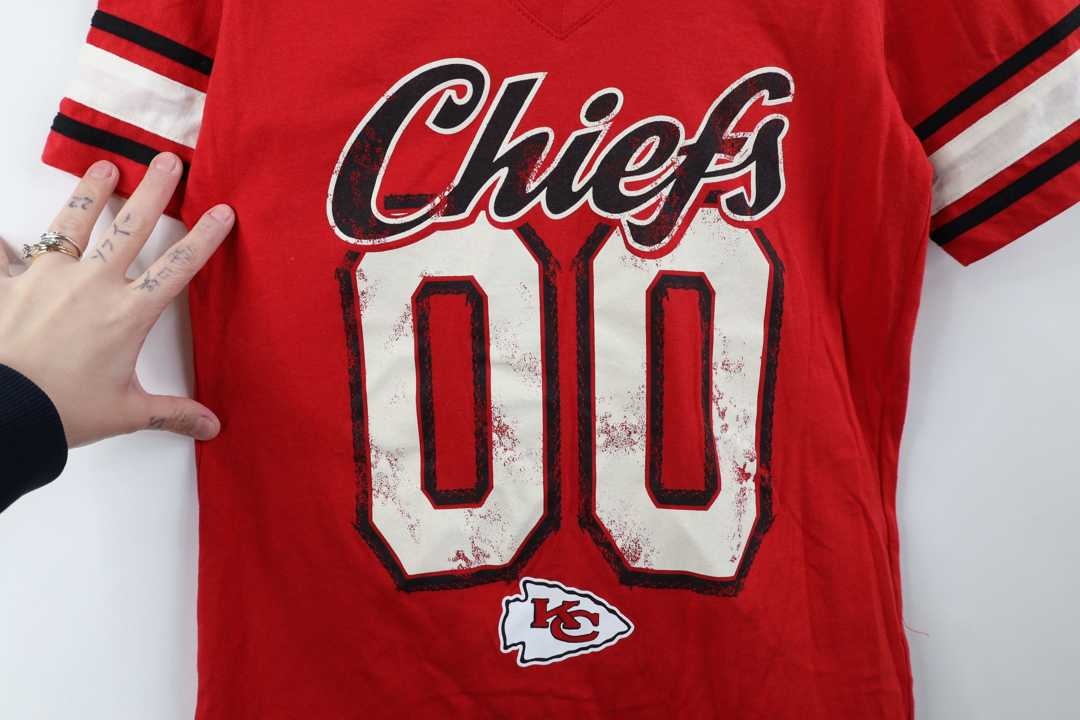 Vintage Vintage Y2K NFL Kansas City Chiefs Football Jersey T-Shirt Size M / US 6-8 / IT 42-44 - 4 Thumbnail