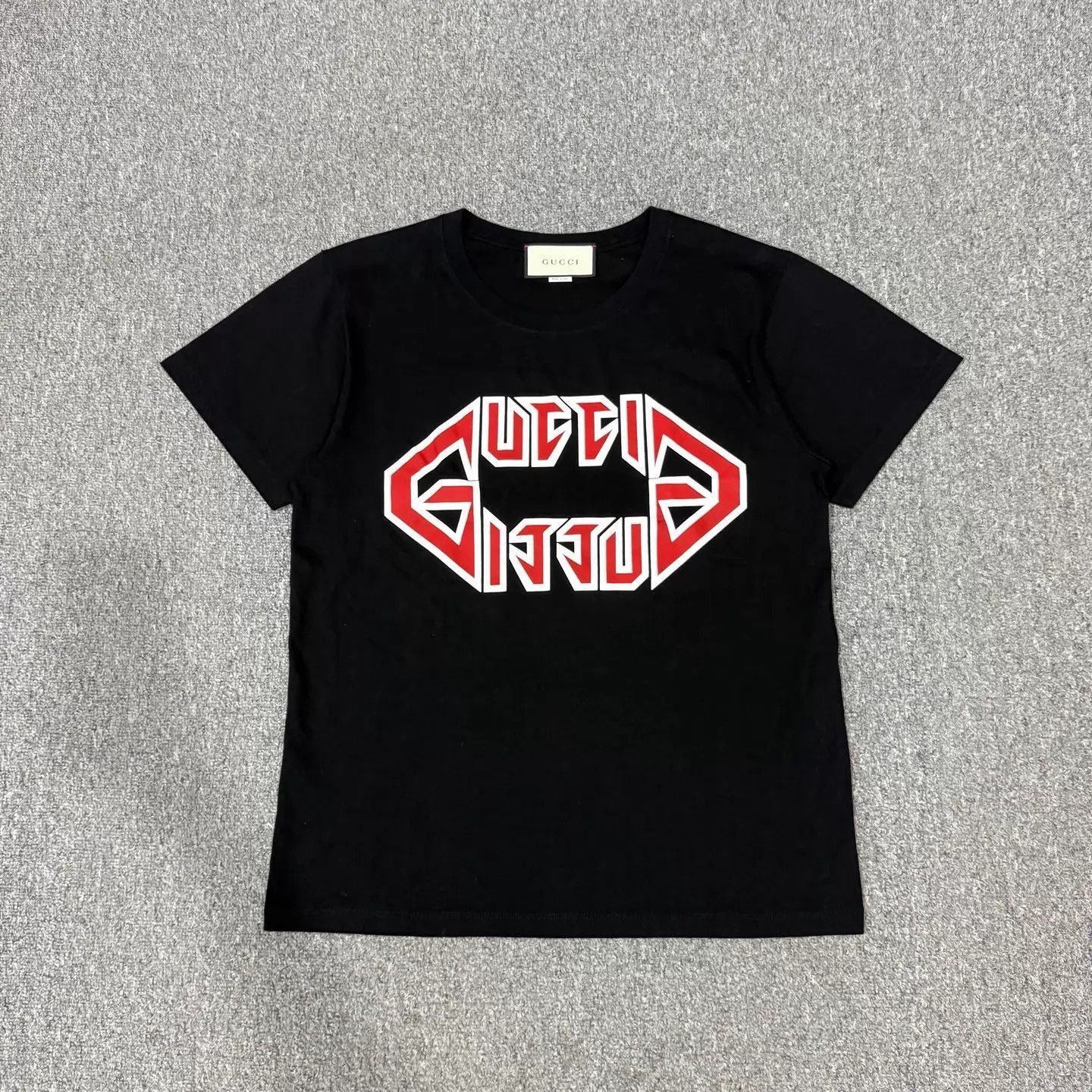 Gucci Black Short Sleeve Graphic T-Shirt Size US S / EU 44-46 / 1 - 1 Thumbnail