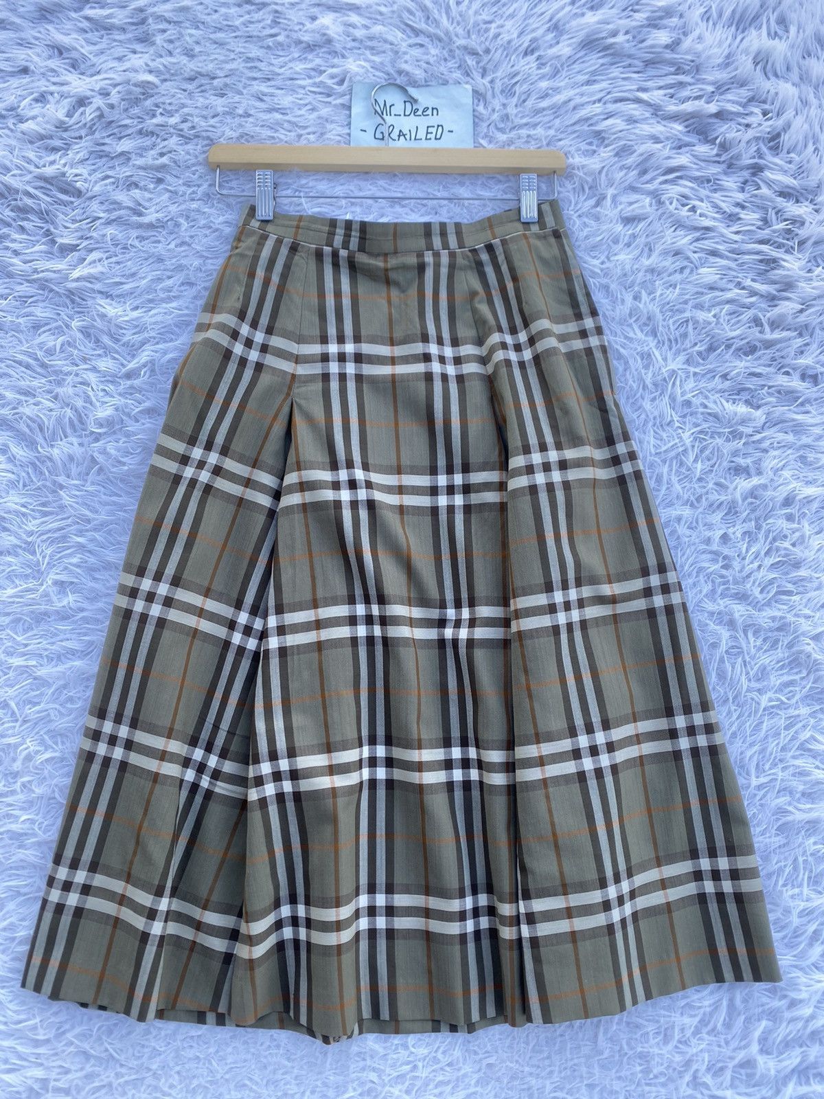 Burberry Rare Vintage 90s Burberry Checkered Midi Skirt Size 26" / US 2 / IT 38 - 1 Thumbnail