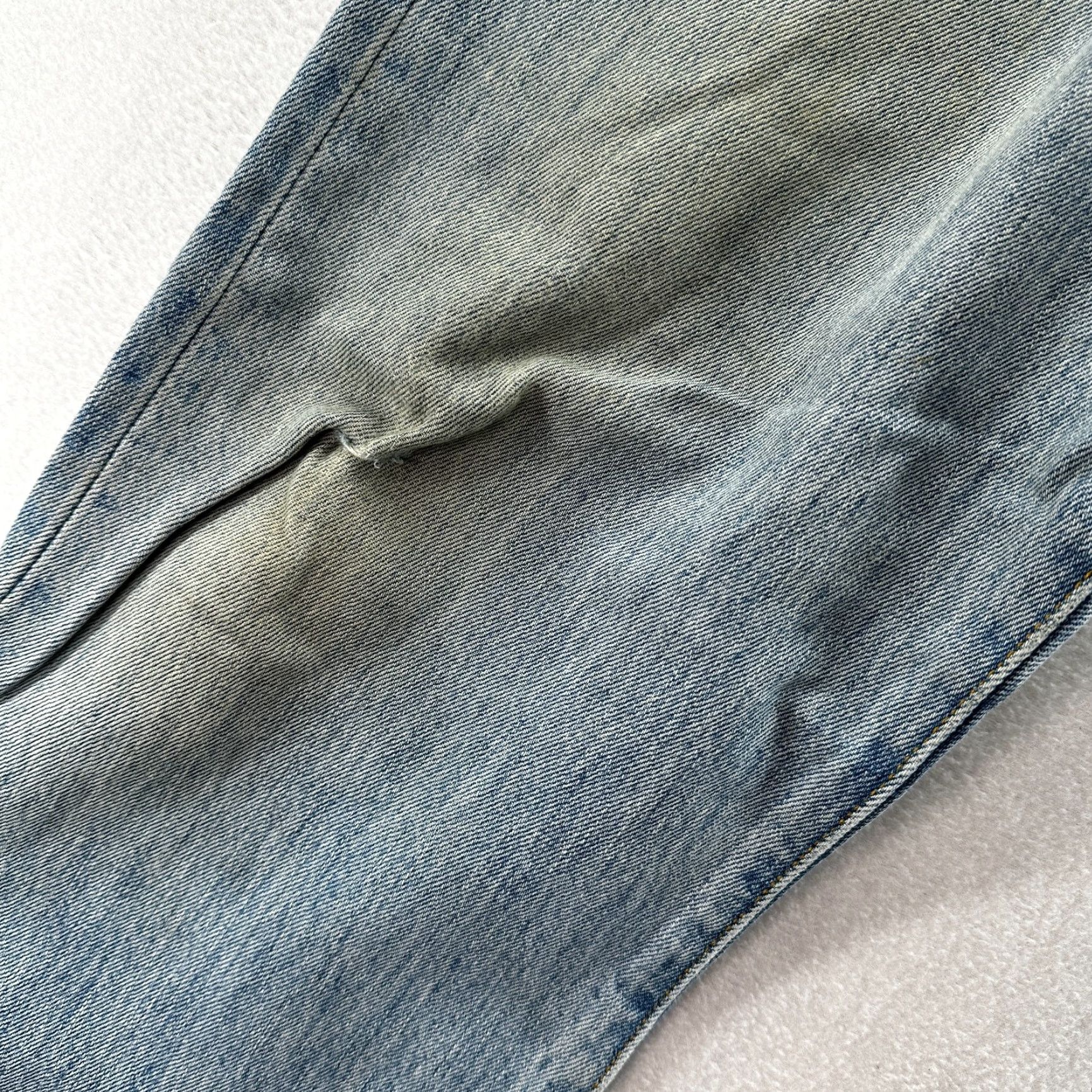 Levi's VINTAGE Levi's 501 Denim Jeans Button Fly 34x32 Men Blue Light Levi's Straight Adult Regular Mens Jeans Size US 34 / EU 50 - 5 Thumbnail
