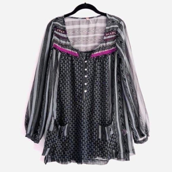 Free People Free People Top S Feather in Wind Embellished Sheer Printed Size S / US 4 / IT 40 - 2 Thumbnail
