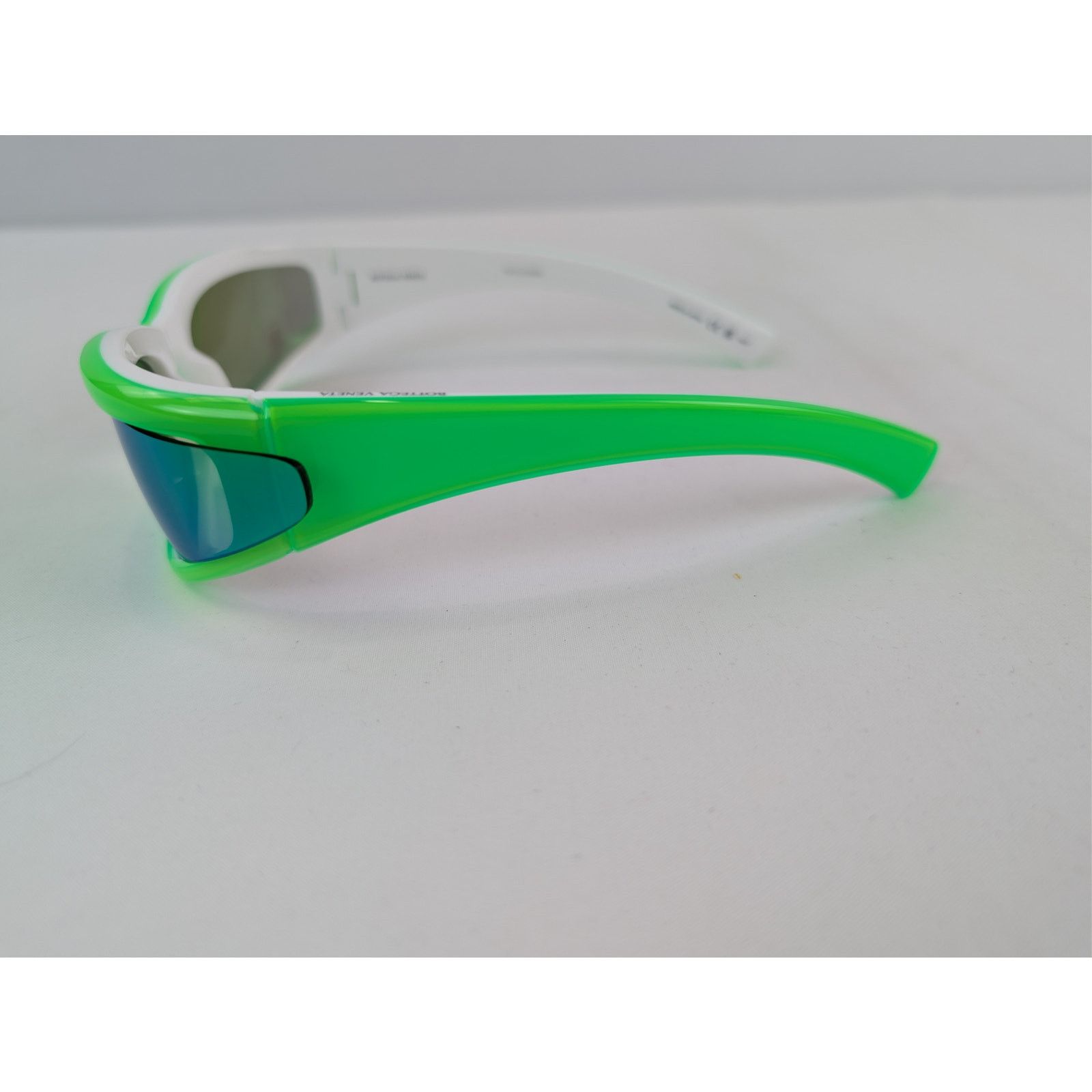 Bottega Veneta o1rshd1 / 555 / Size: OS / Sunglasses in Green Size ONE SIZE - 11 Thumbnail