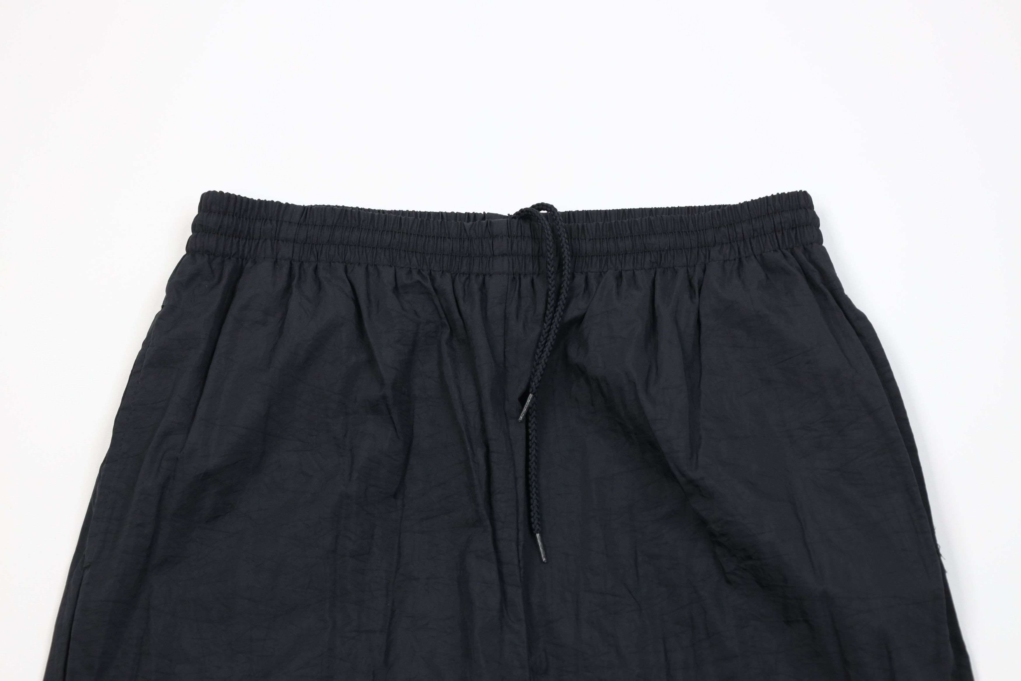 Vintage Vintage 90s Streetwear Lined Windbreaker Joggers Pants Black Size US 34 / EU 50 - 2 Thumbnail