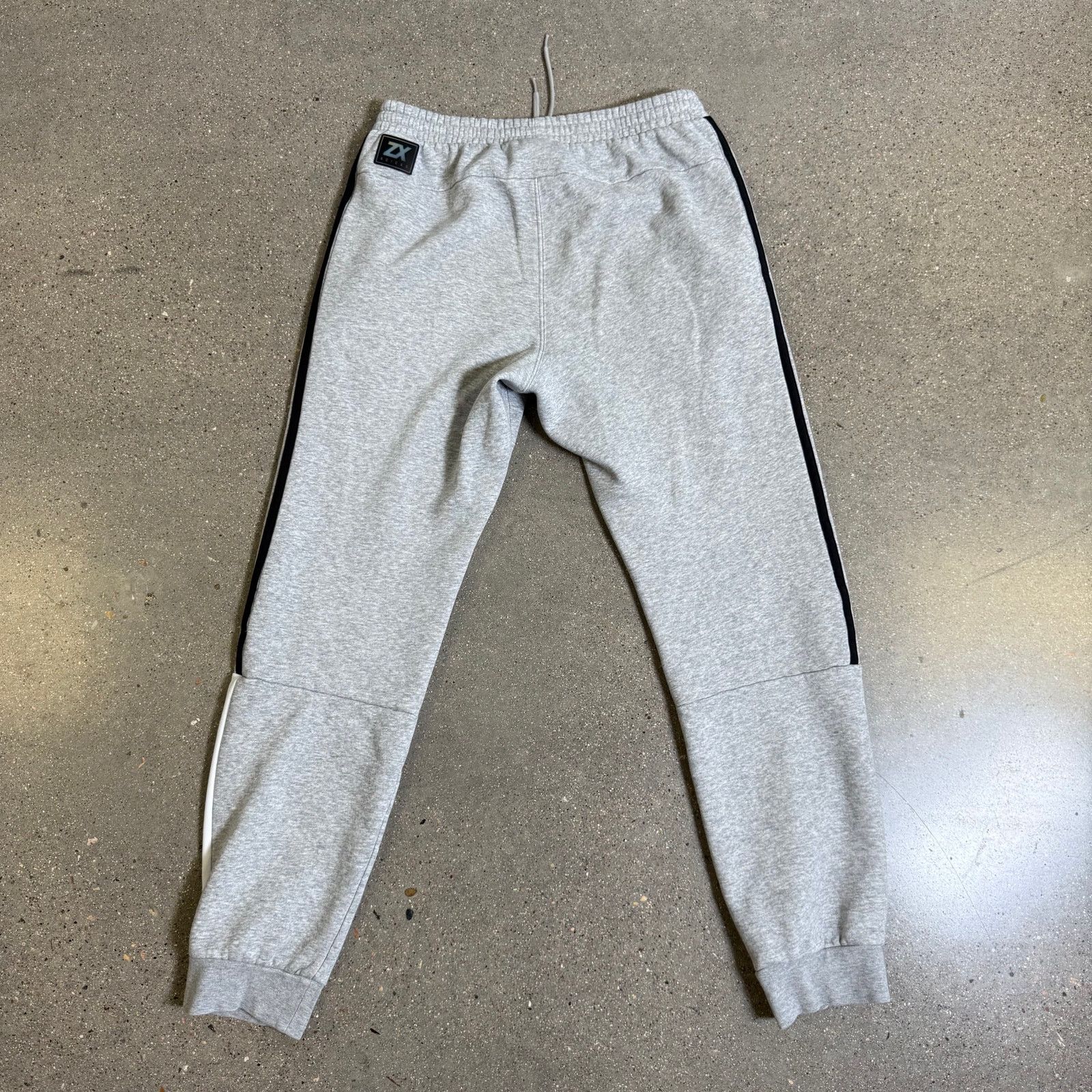 Adidas Adidas Originals ZX Joggers Trefoil Logo Stripes Mens Medium Size US 32 / EU 48 - 8 Thumbnail