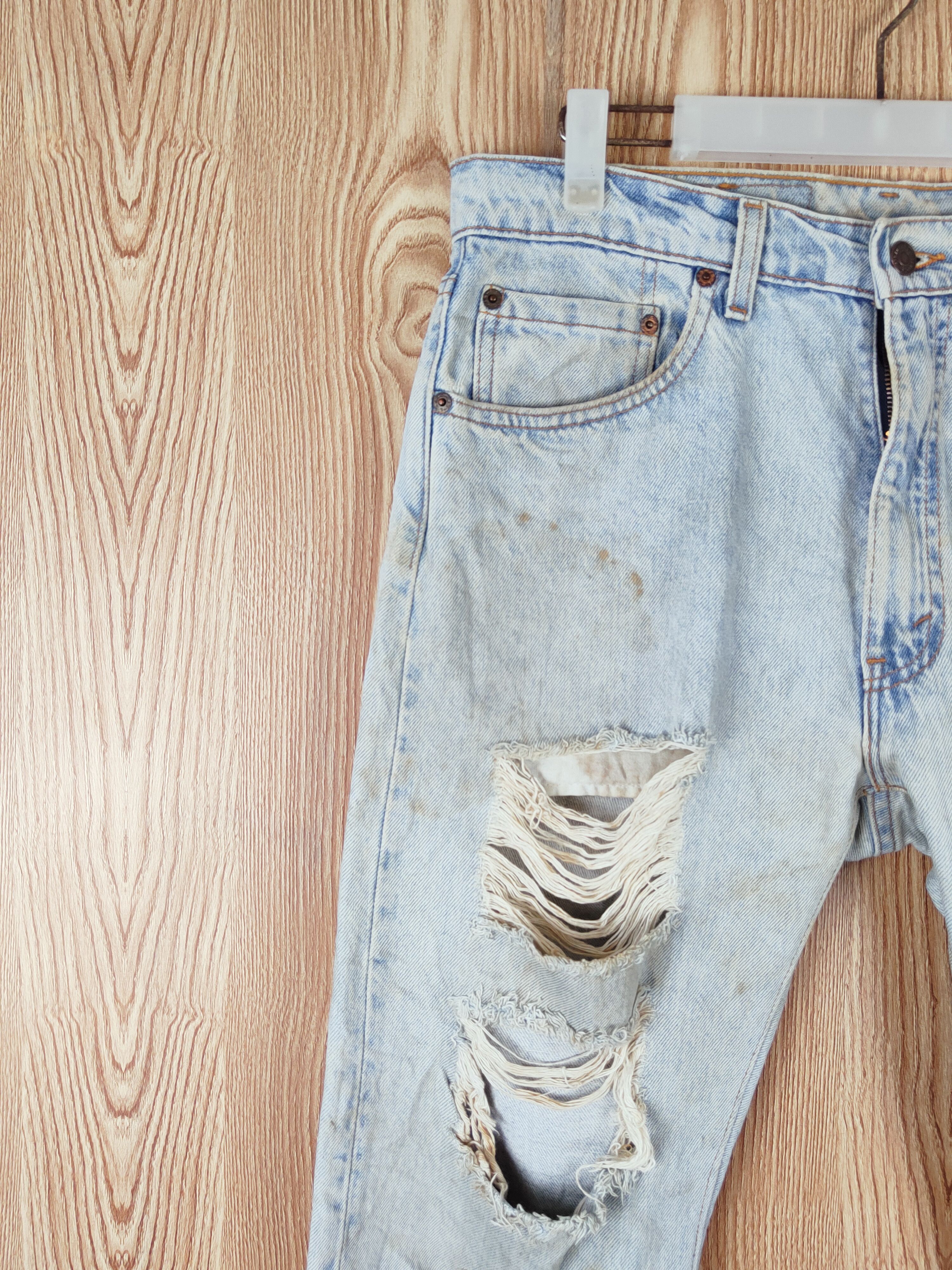 Levi's × Vintage Levi's Blue Distressed Ripped Jeans (Vintage Stuff) Size US 34 / EU 50 - 3 Thumbnail
