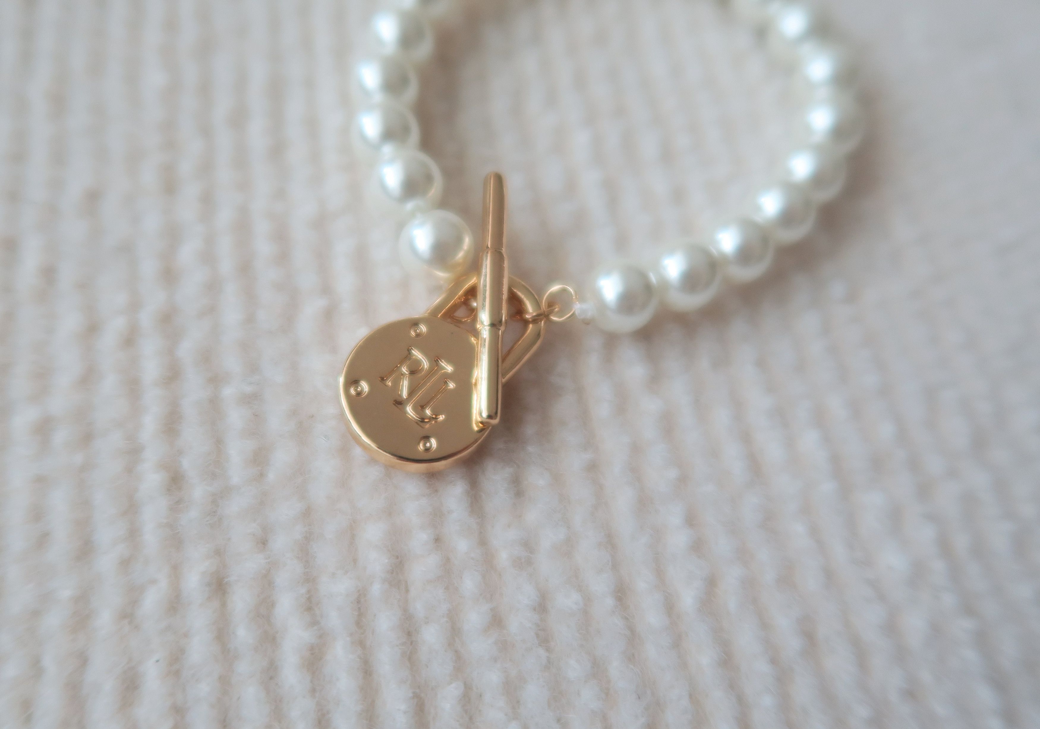Ralph Lauren Ralph Lauren Beaded Pearls w Padlock Charm Bracelet Size ONE SIZE - 2 Thumbnail