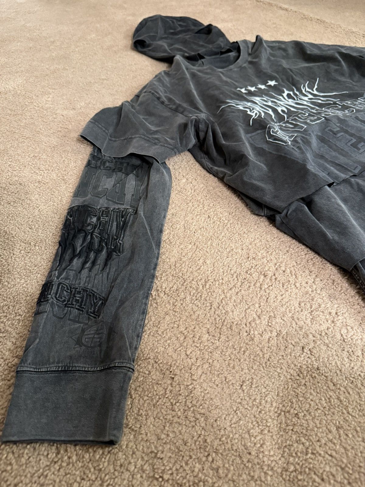 Givenchy Givenchy Gothic layered long sleeve w balaclava Size US XL / EU 56 / 4 - 2 Thumbnail