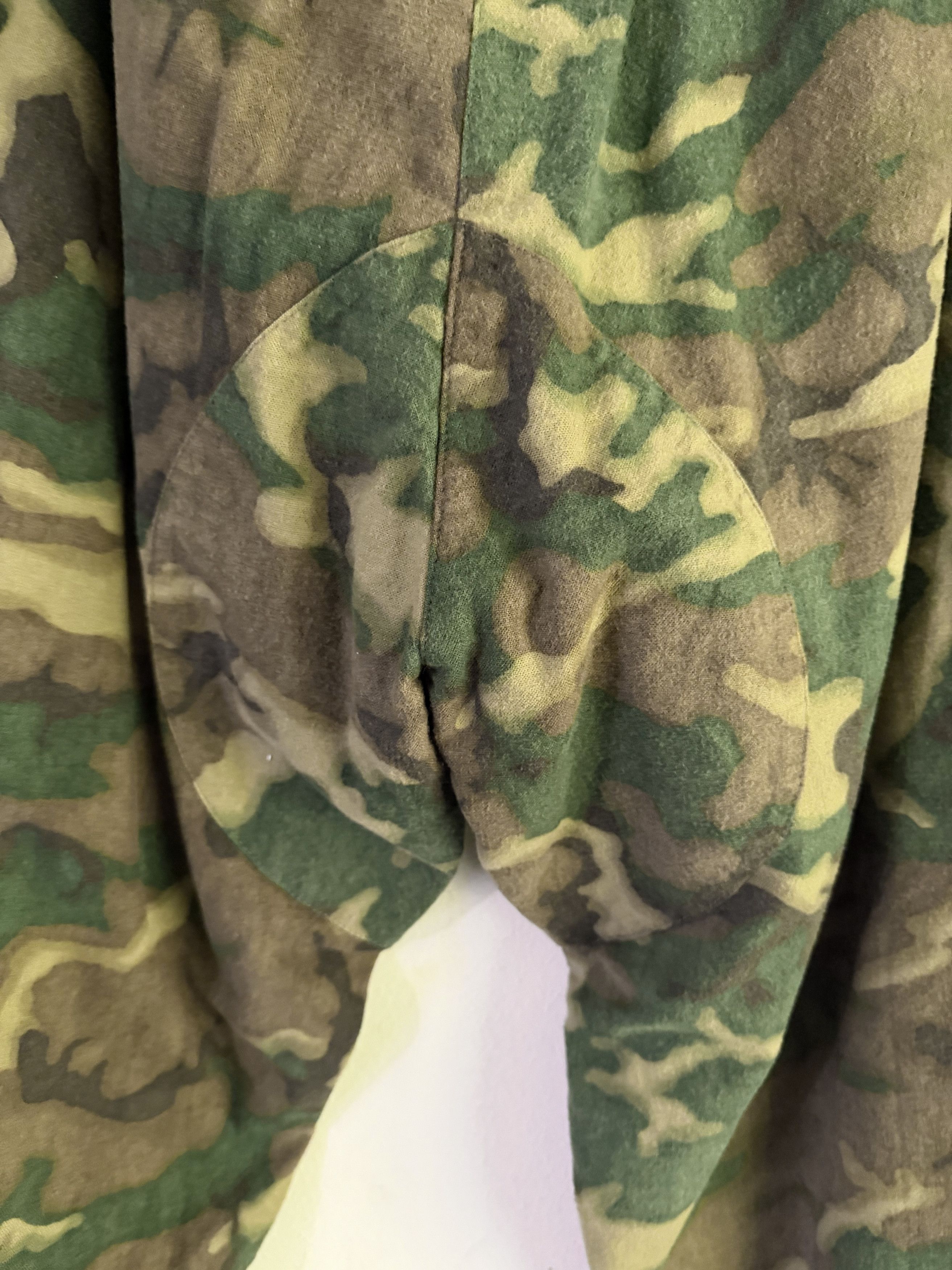 Givenchy Runway FW'23 Oversized Camouflage Cargo Trousers Size US 32 / EU 48 - 9 Thumbnail