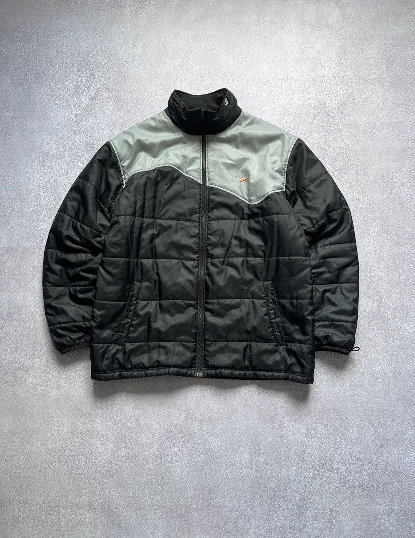 Nike Vintage Nike TN Swoosh Black Puffer Jacket Y2K XL Size US XL / EU 56 / 4 - 2 Thumbnail