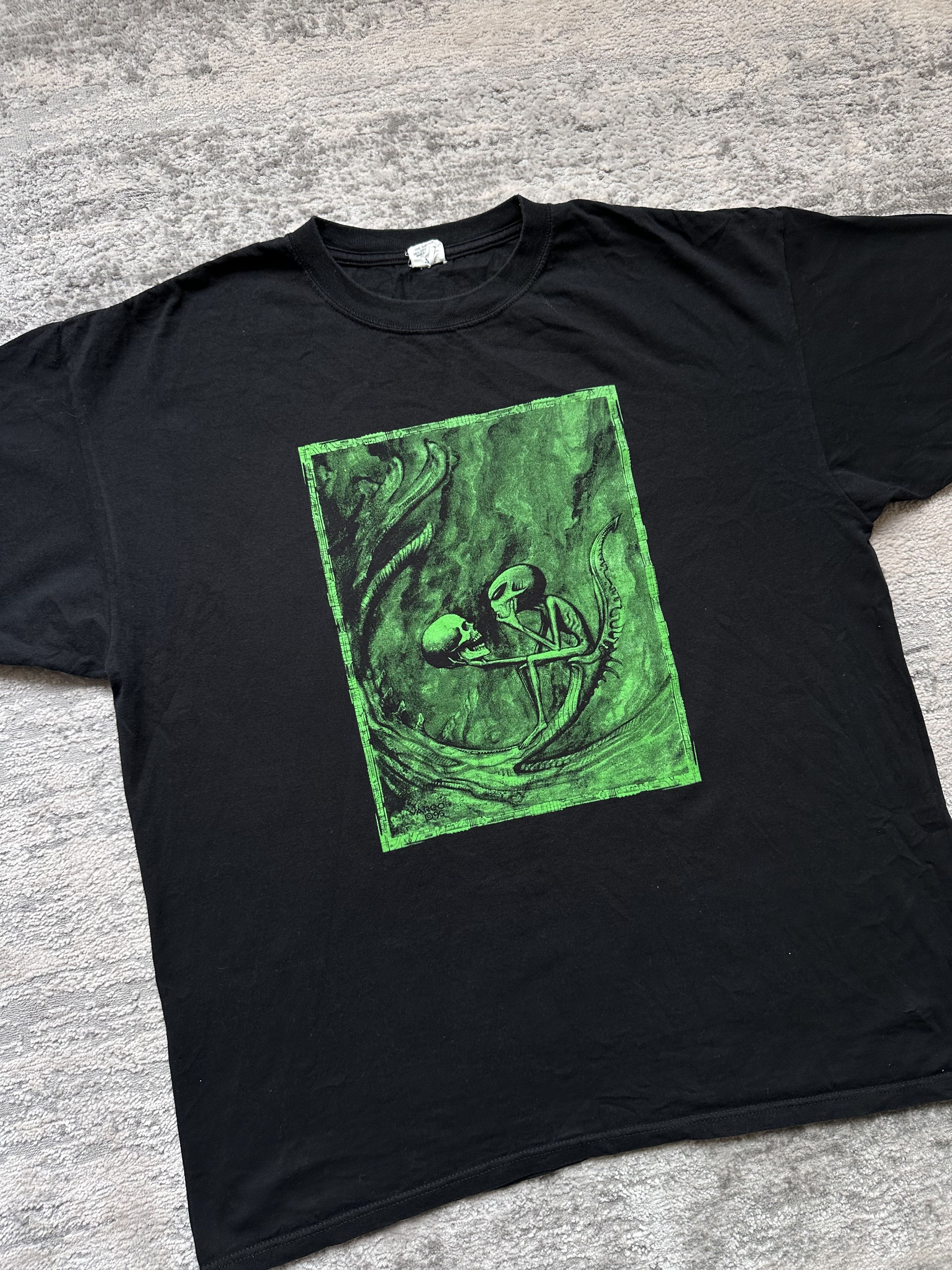 Vintage Alien vintage t shirt Size US XXL / EU 58 / 5 - 2 Thumbnail