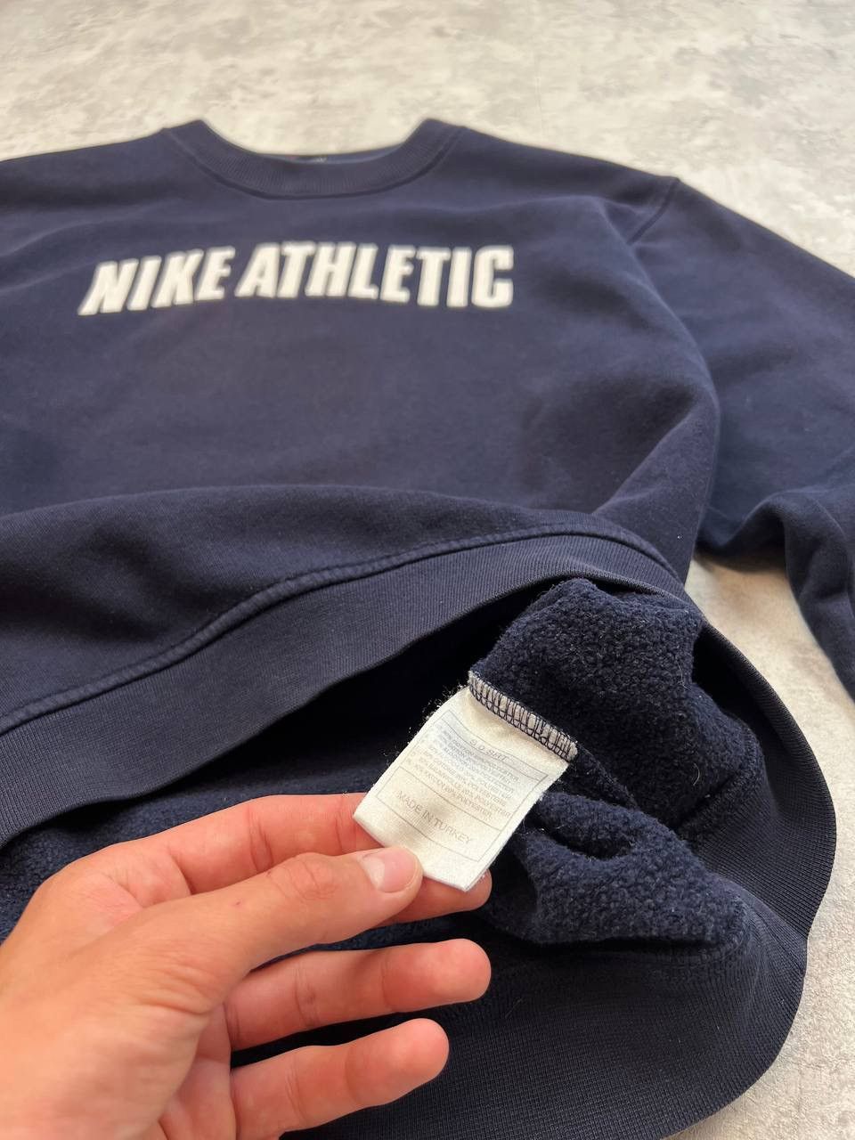 Nike Vintage RARE Nike Athletic Sweatshirt Embroidered Logo Size US M / EU 48-50 / 2 - 12 Thumbnail