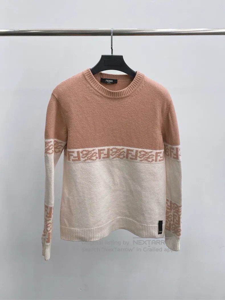 Fendi Fendi Round neck pink and white knitted sweater Size US M / EU 48-50 / 2 - 1 Thumbnail
