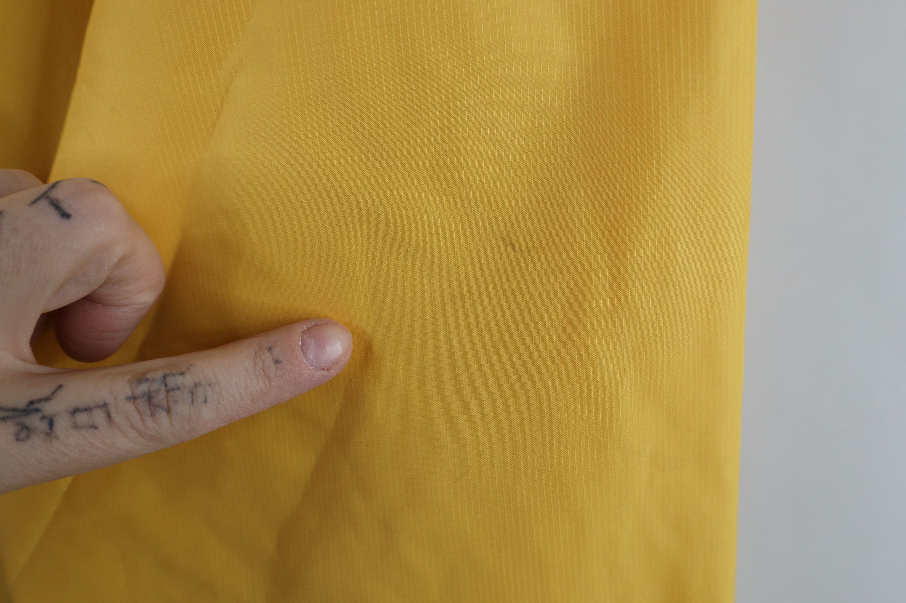 Eddie Bauer × Vintage Vintage Eddie Bauer Lined Windbreaker Rain Jacket Yellow Size US M / EU 48-50 / 2 - 9 Thumbnail