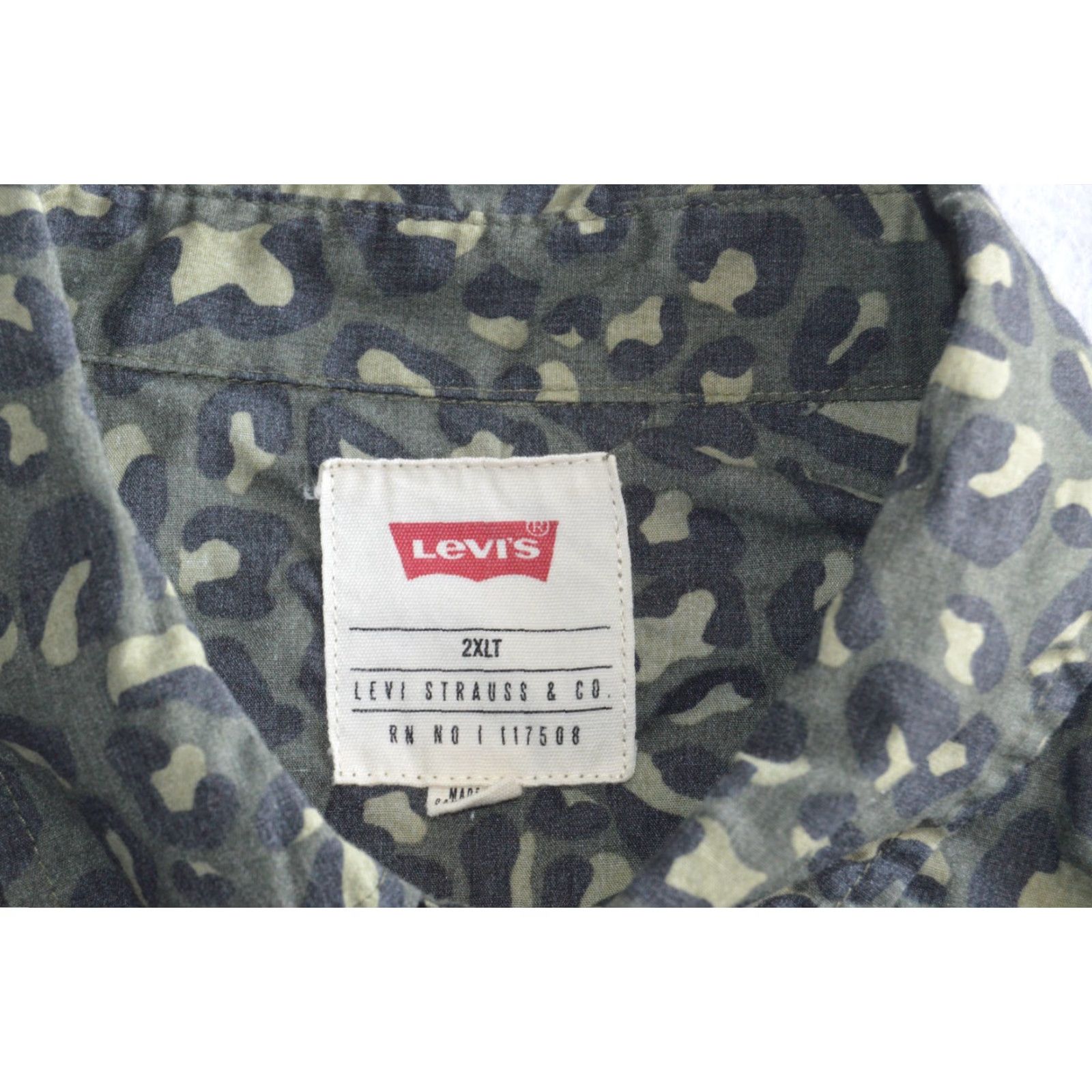 Levi's Levi's Button-Up Shirt Long Sleeve Camo Cotton Blend 2XLT Men Green Oversized Casual Shirt Mens Size US XXL / EU 58 / 5 - 3 Thumbnail