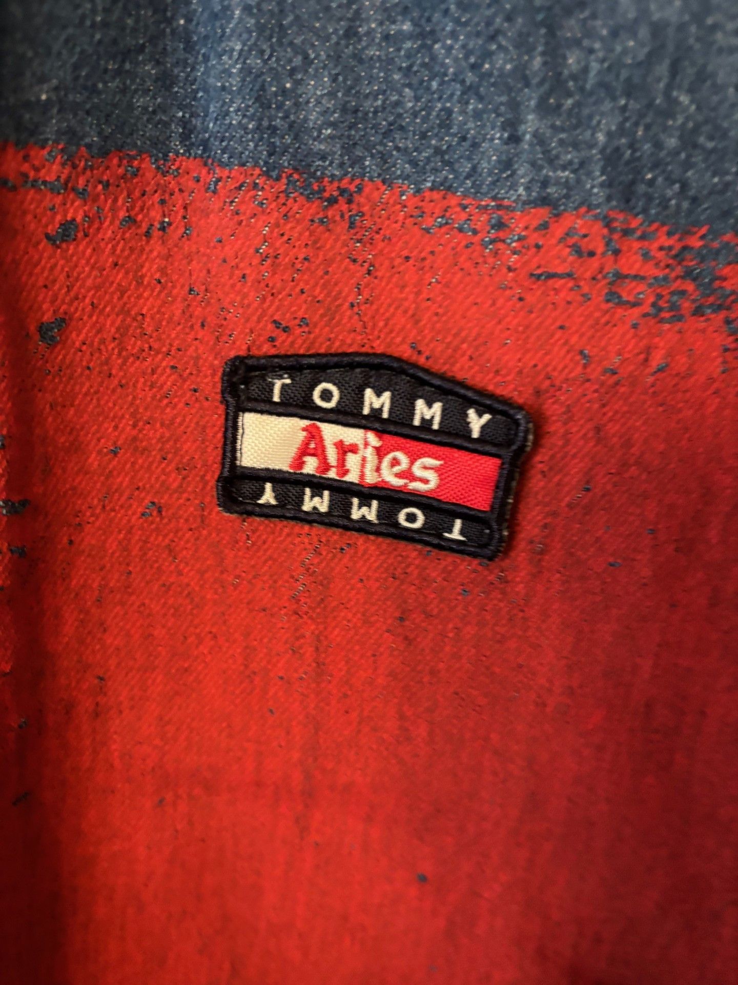 Aries × Tommy Hilfiger Tommy x Aries Graphic Denim Jacket Size US L / EU 52-54 / 3 - 4 Thumbnail