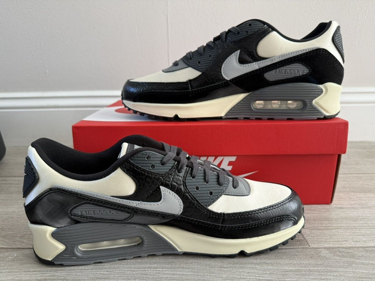 Nike Men's Nike Air Max 90 Smoke Grey Crocodile Sail Black Sz 12 Size US 12 / EU 45 - 2 Thumbnail