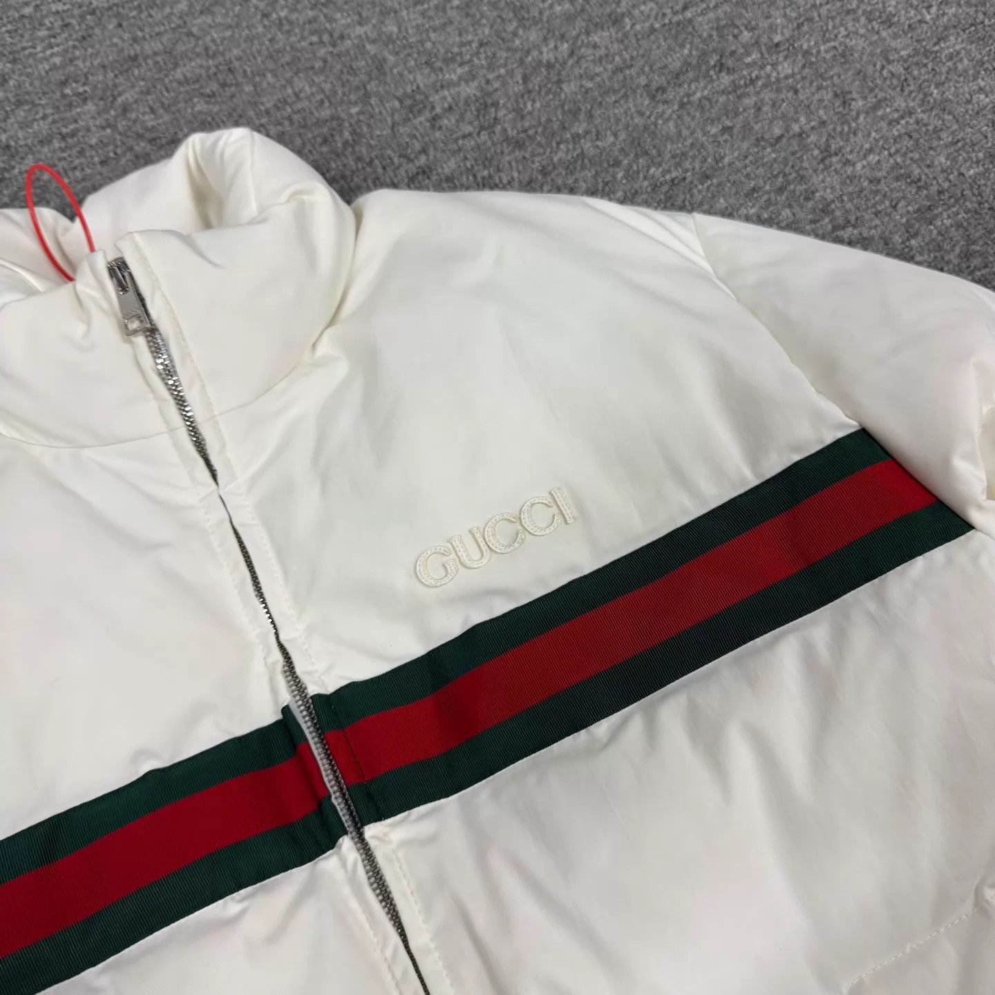 Gucci Gucci GG Stripe Logo Short Down Puffer Size XS / US 0-2 / IT 36-38 - 5 Thumbnail