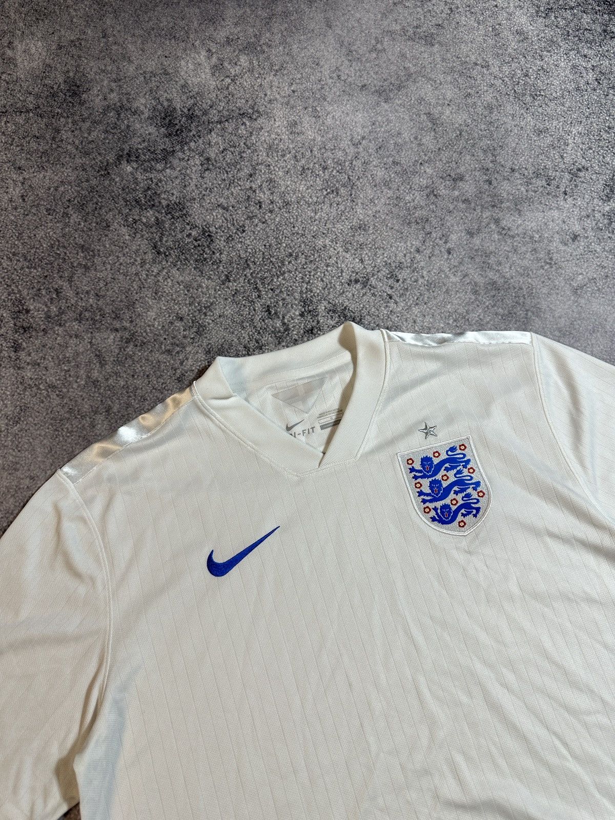 Nike Nike England Soccer Jersey Blokecore Rare Casual Style VTg Size US L / EU 52-54 / 3 - 2 Thumbnail