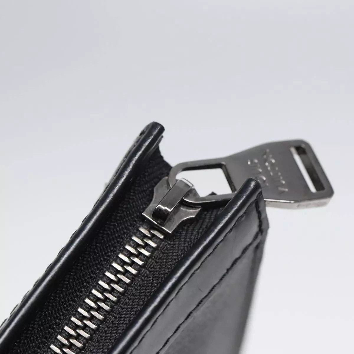 Louis Vuitton LOUIS VUITTON Monogram Eclipse Pochette Voyage MM Clutch Bag Size ONE SIZE - 10 Thumbnail