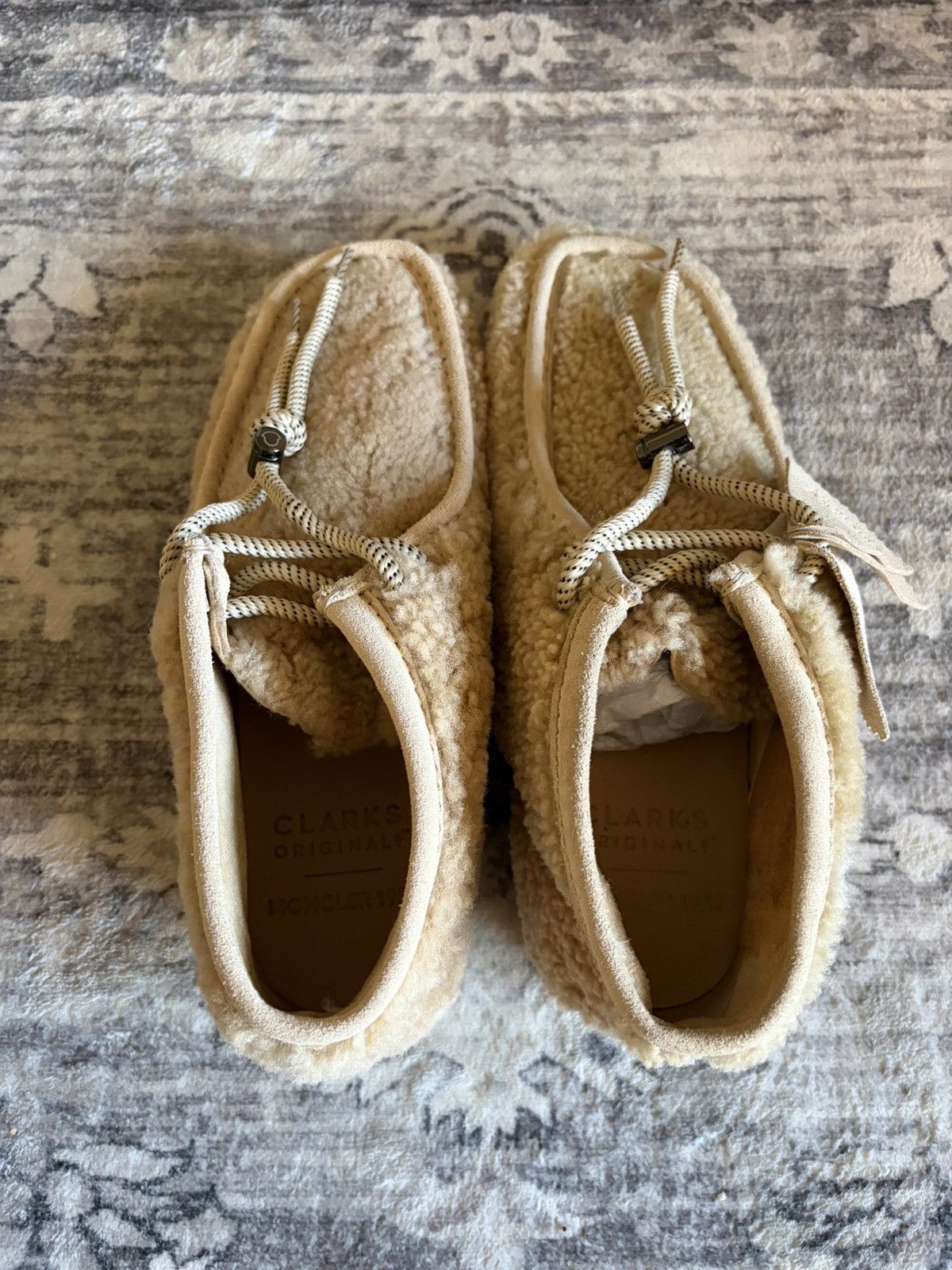 Moncler Clarks x Moncler 1952 Shearling Wallabee Size US 9 / EU 42 - 2 Thumbnail
