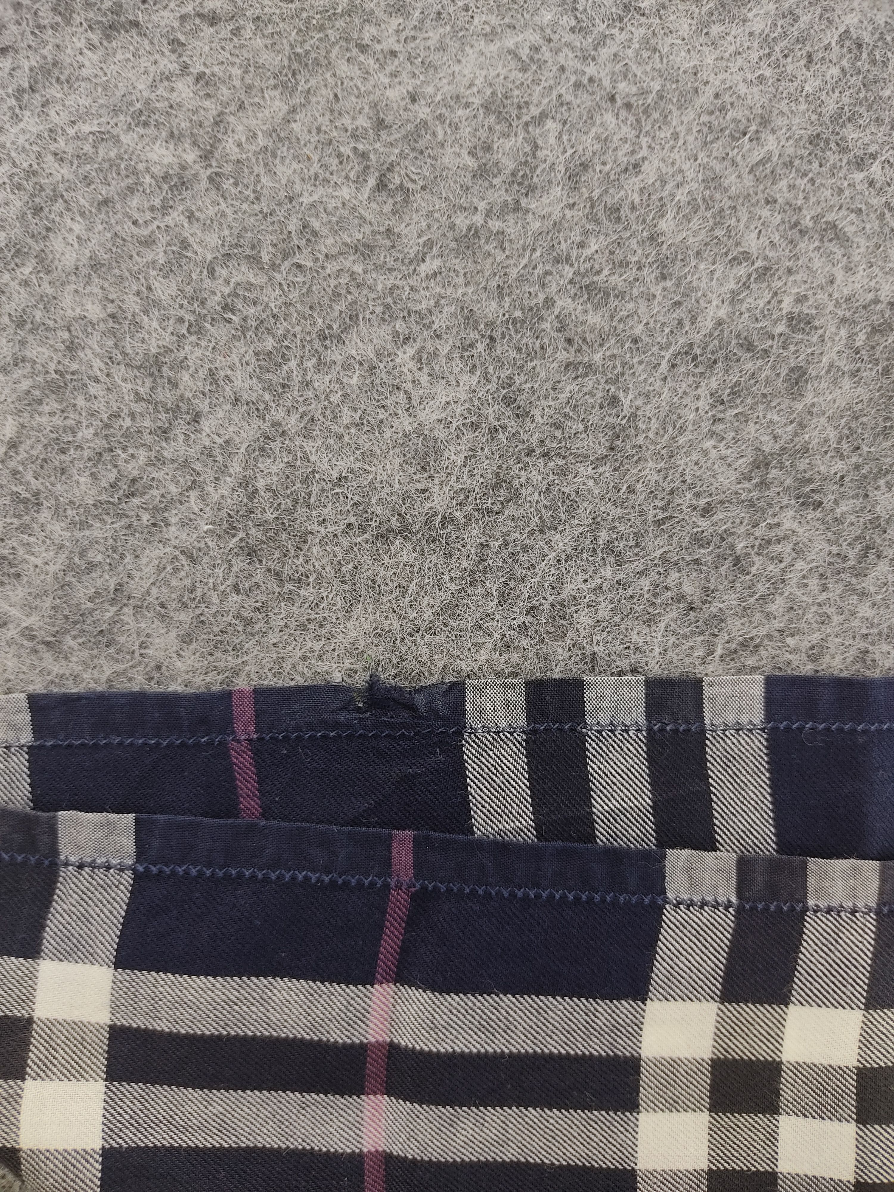 Burberry Vintage Burberry Handkerchief Neckerchief Bandana H047D Size ONE SIZE - 3 Thumbnail