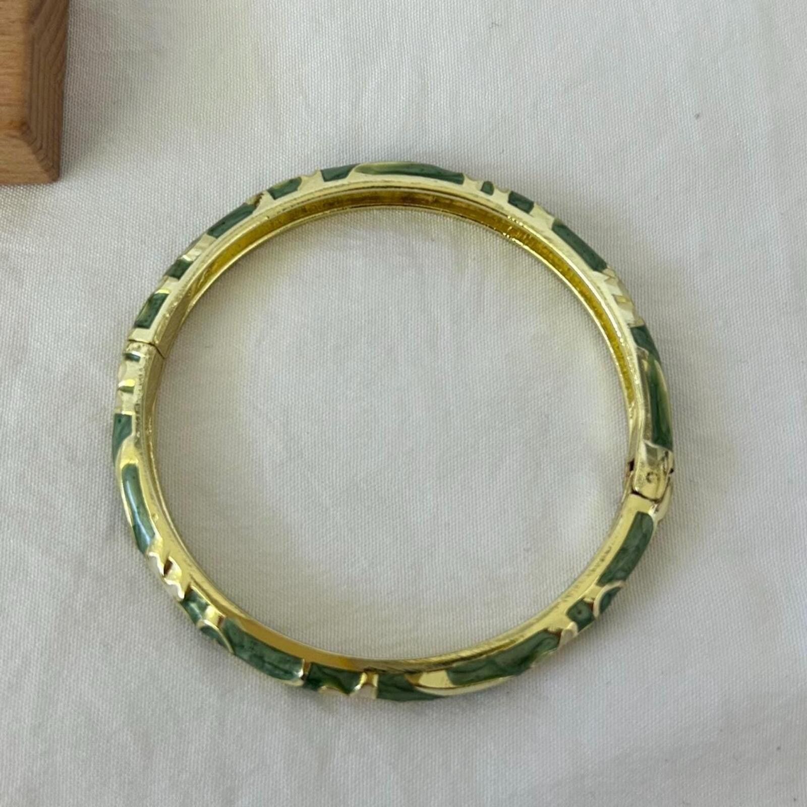 Other Sage green & gold floral bracelet Size ONE SIZE - 4 Thumbnail